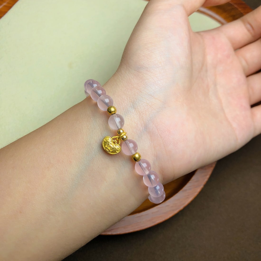 An Exquisite Crystal Bracelets - 5