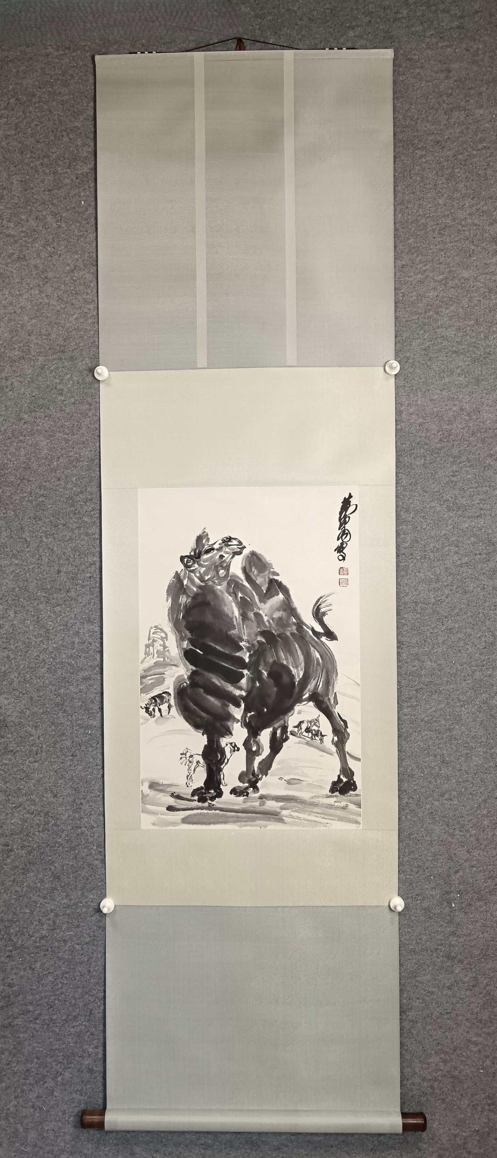 A Chinese Vertical Scroll Ink Painting of Camel on Paper: A Chinese Vertical Scroll Ink Painting of Camel on Paper,Huang Zhou,Size:17.7inx27.6in 一幅中国水墨骆驼画立轴,黄胄