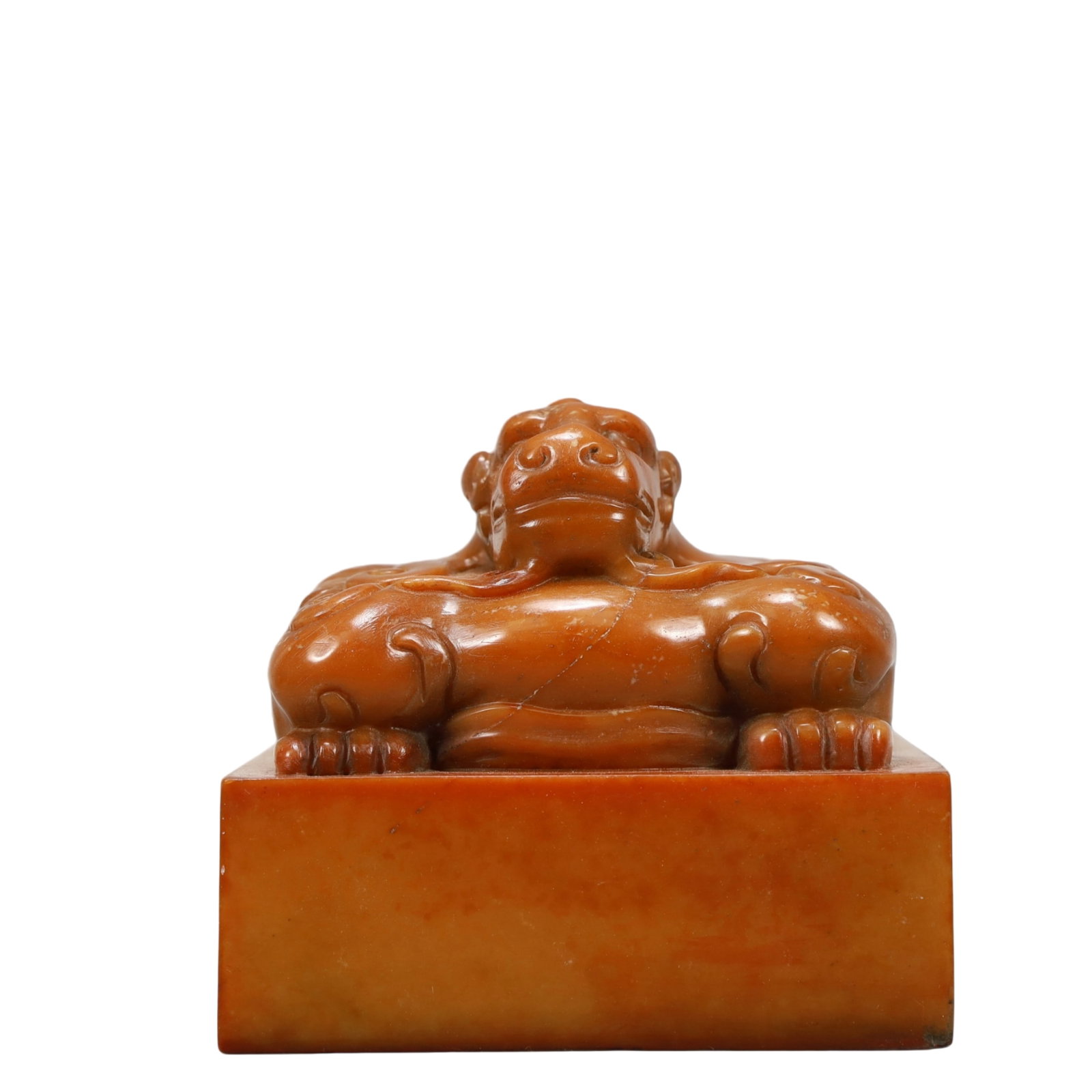An Exquisite Shoushan Stone Unicorn Seal: An Exquisite Shoushan Stone Unicorn Seal,Qing Dynasty, China,Qianlong Six-character Mark,Size:3.9inx3.5in,Weight:1700g 寿山石独角兽印章,中国