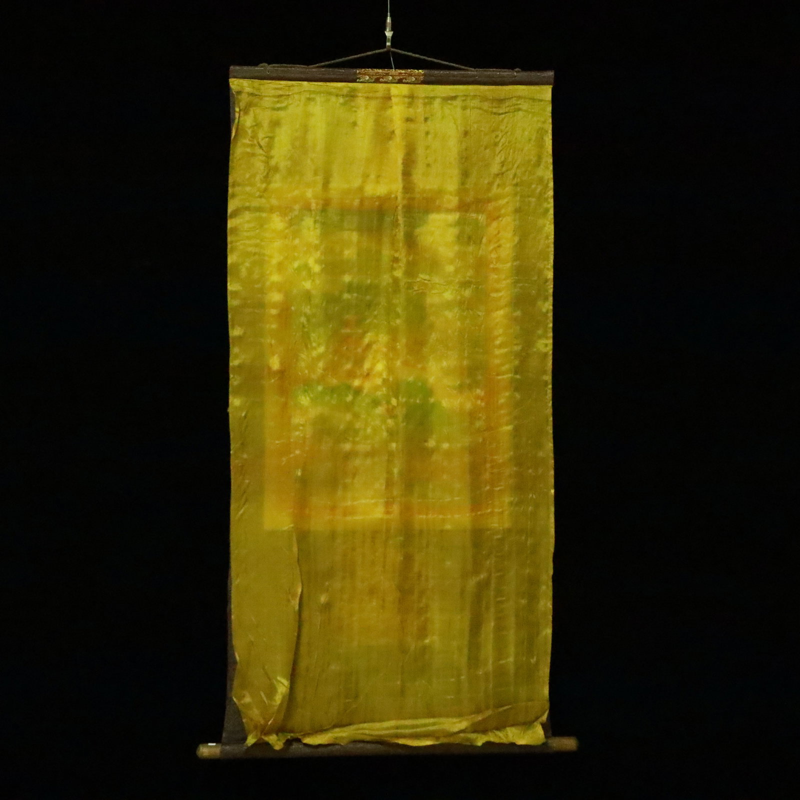 A Rare Brocade Painted Color Buddha Statue Tangka: A Rare Brocade Painted Color Buddha Statue Tangka,Qing Dynasty, China,Size:21.3inx46.5in 织锦彩绘佛像唐卡,中国清代