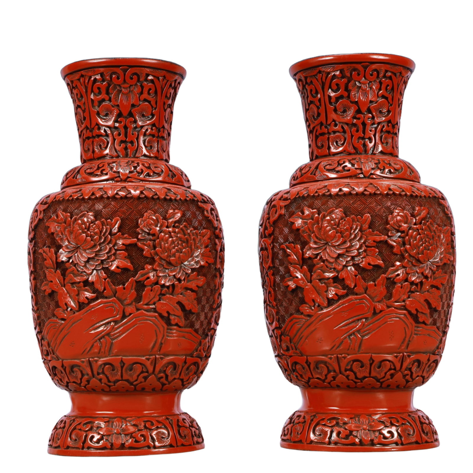 A Pair of Rare Carved Red Lacquer Flower Pattern Vases (1 of 16)