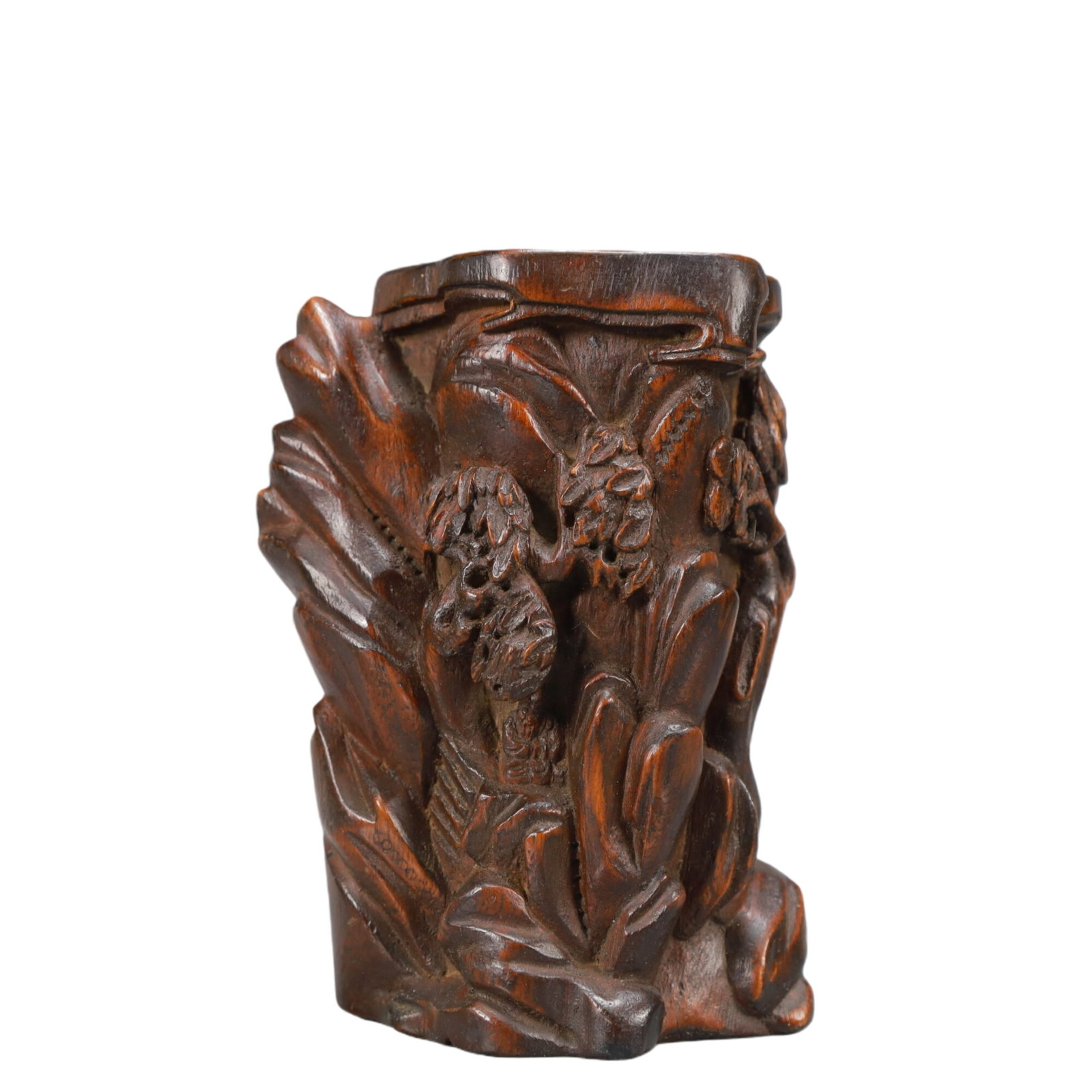 An Exquisite Eaglewood Figure Pattern Brush Pot - 4