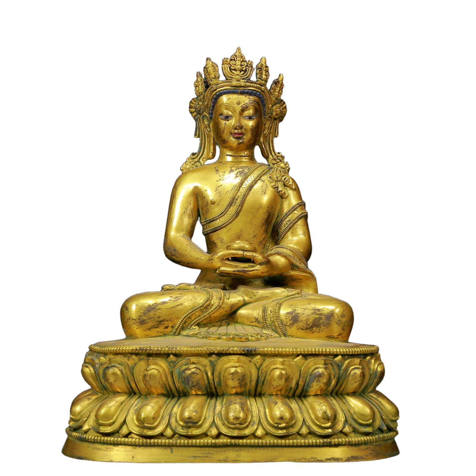 A Solemn Gilt Bronze Statue of Sakyamuni: A Solemn Gilt Bronze Statue of Sakyamuni,Ming Dynasty, China,Size:9.1inx6.3inx12.6in,Weight:6125g 铜鎏金释迦摩尼像，明代