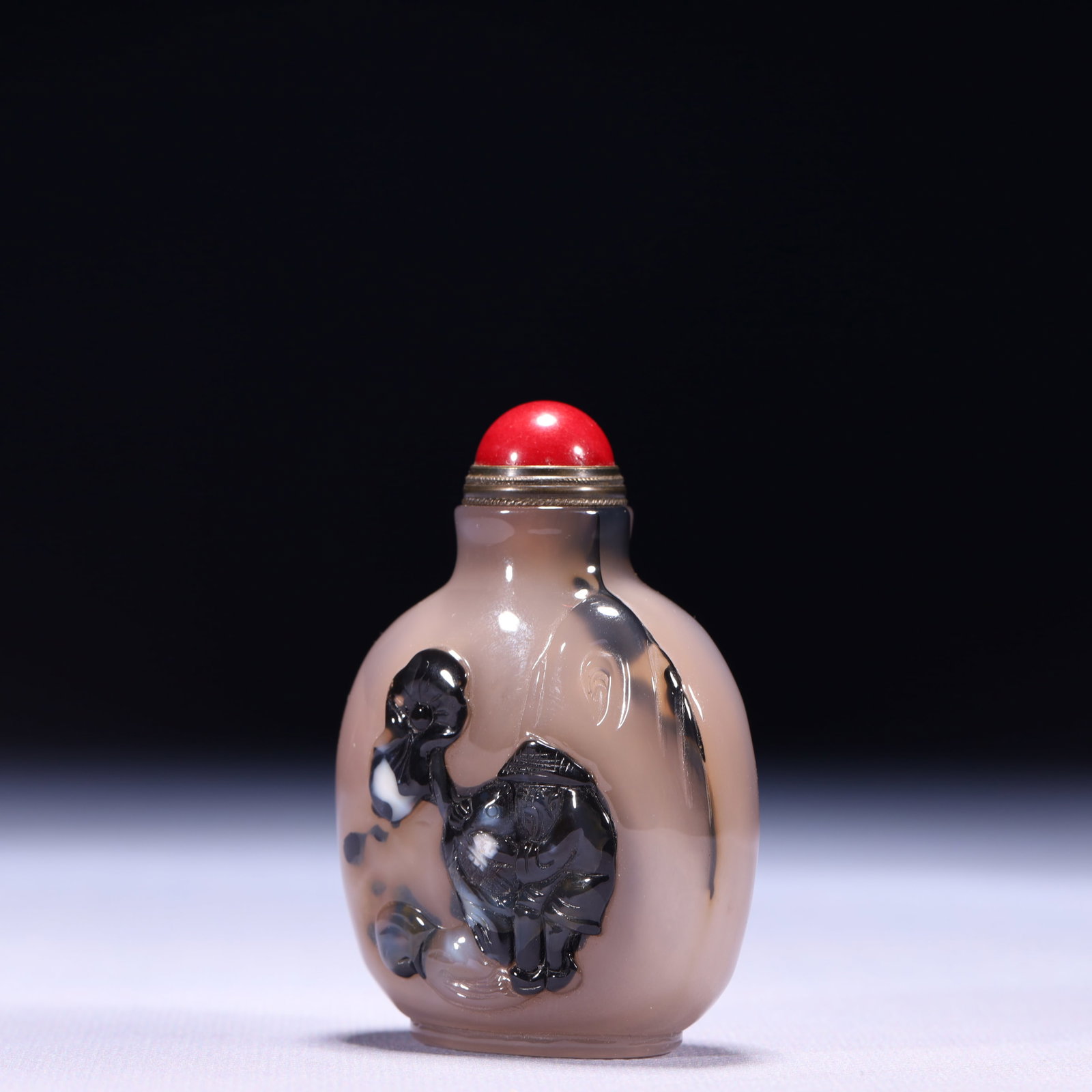 An Exquisite Agate Figure Pattern Snuff Bottle - 5