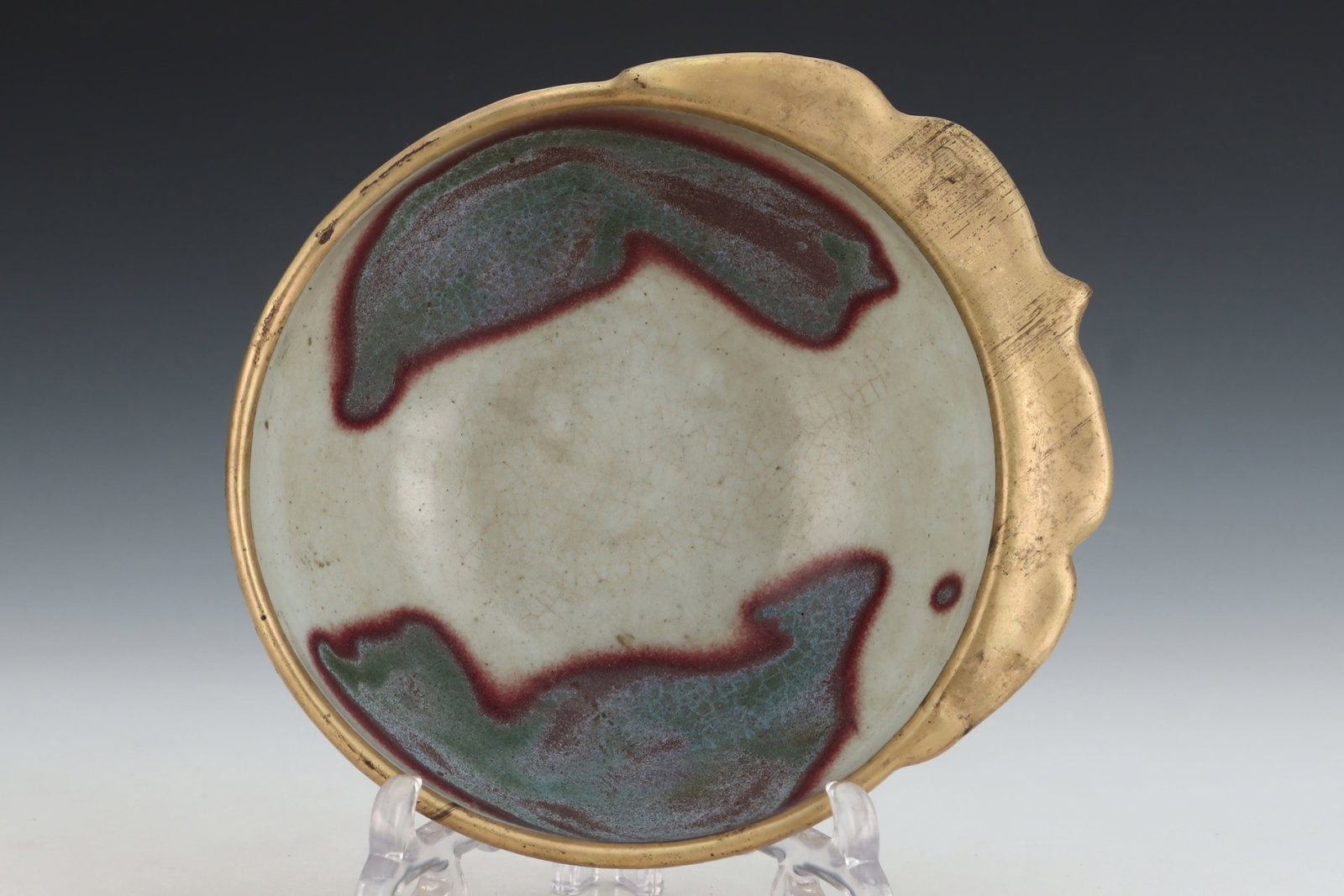 An Exquisite Jun yao Purple Glazed Painted Gold Brush Washer: An Exquisite Jun yao Purple Glazed Painted Gold Brush Washer,Song Dynasty,China,Size:2.8inx7.9in 钧窑紫釉描金笔洗,中国宋代