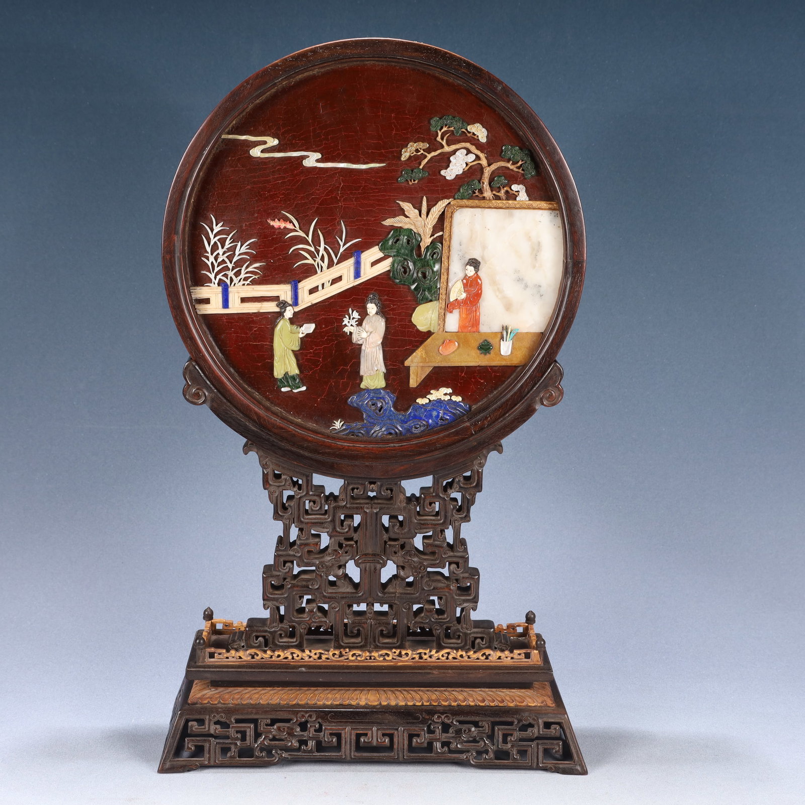A Huge Zitanwood Inlaid Gems Figure,Auspicious Cloud and Dragon Pattern Table Screen,Inlaid Gems: A Huge Zitanwood Inlaid Gems Figure,Auspicious Cloud and Dragon Pattern Table Screen,Inlaid Gems,Qing Dynasty, China,Size:12.6inx4.7inx20.5in,Weight:1900g 紫檀木嵌百ê