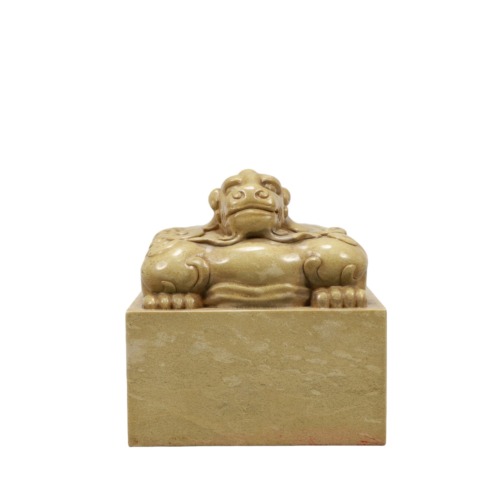 An Exquisite Shoushan Stone Unicorn Seal: An Exquisite Shoushan Stone Unicorn Seal,Qing Dynasty, China,Qianlong Six-character Mark,Size:3.1inx3.5in,Weight:1000g 寿山石独角兽印章,中国