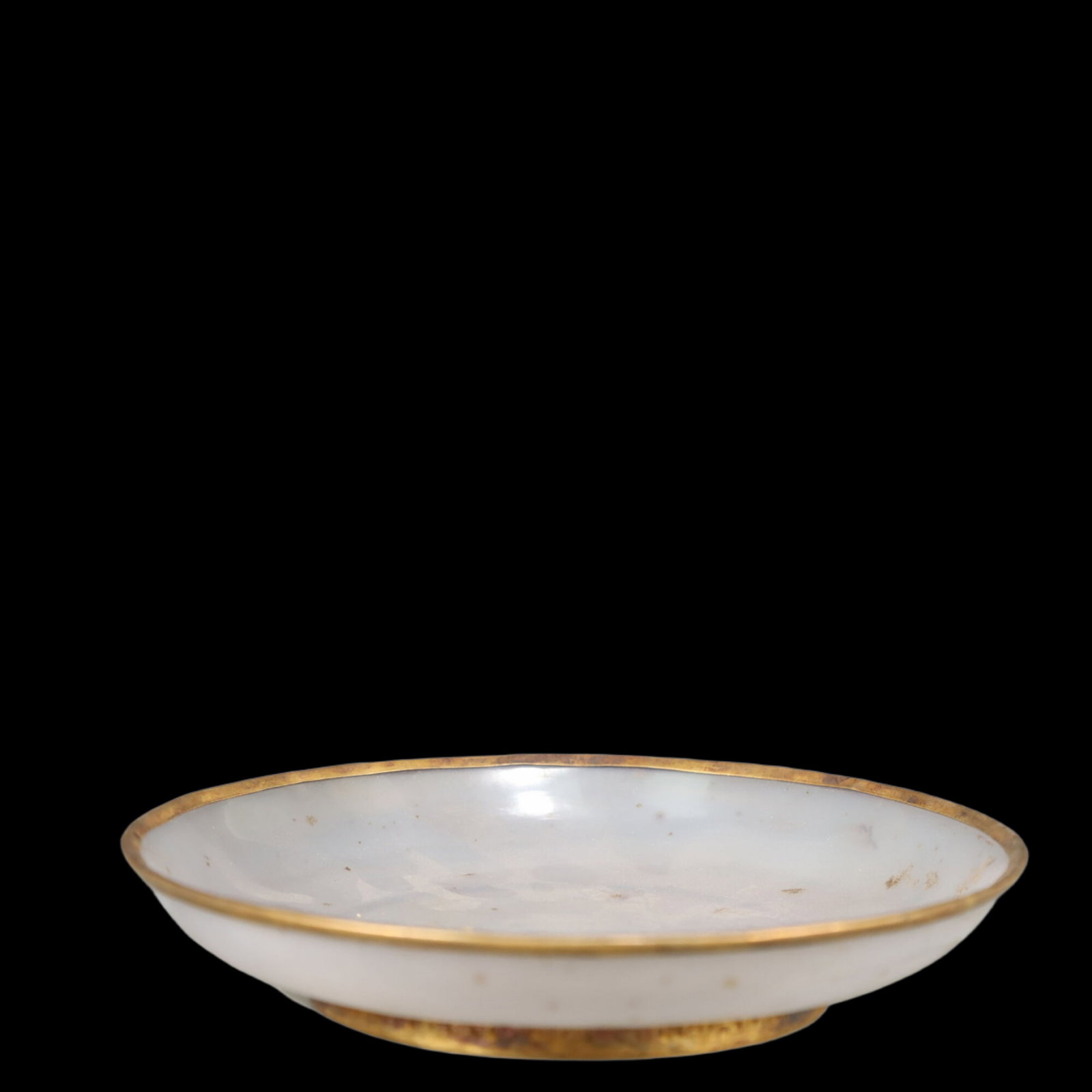 An Exquisite Agate Cover with Gold Plate: An Exquisite Agate Cover with Gold Plate,Qing Dynasty, China,Size:5.9inx1.1in,Weight:150g 玛瑙包金盘，中国清代
