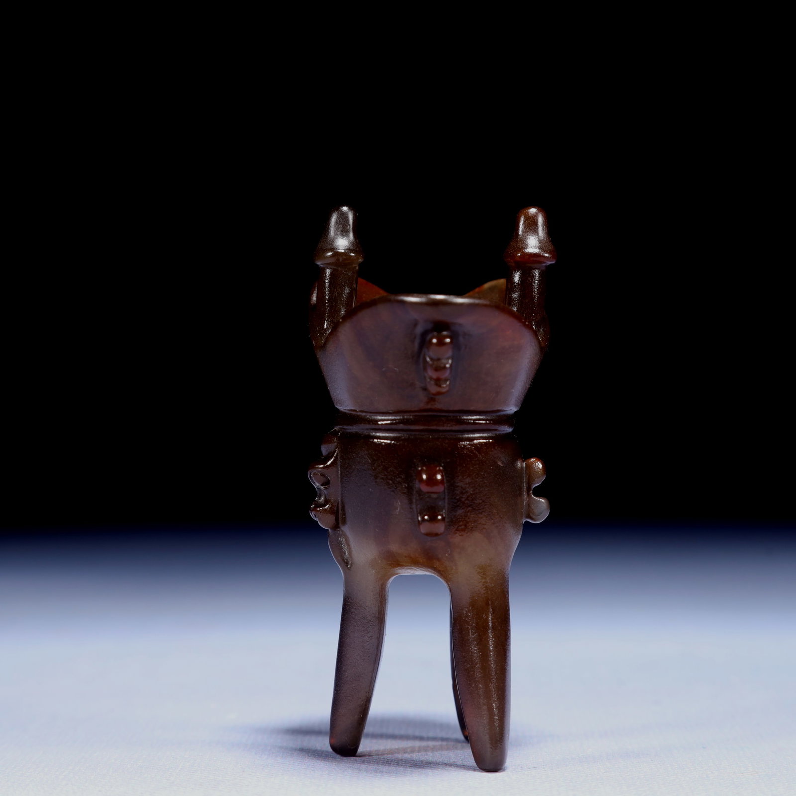 An Exquisite Agate Tripod Cup - 3