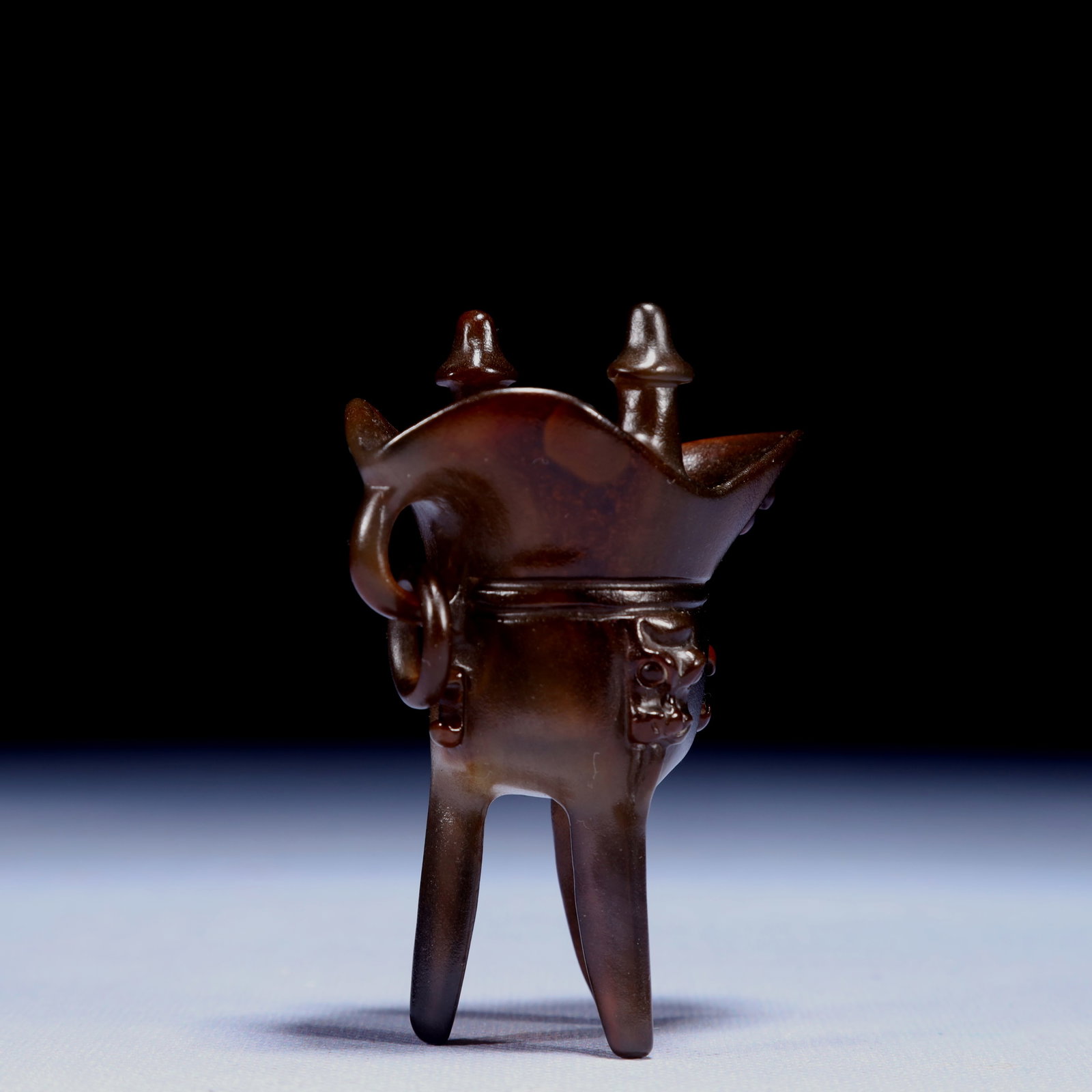 An Exquisite Agate Tripod Cup - 6