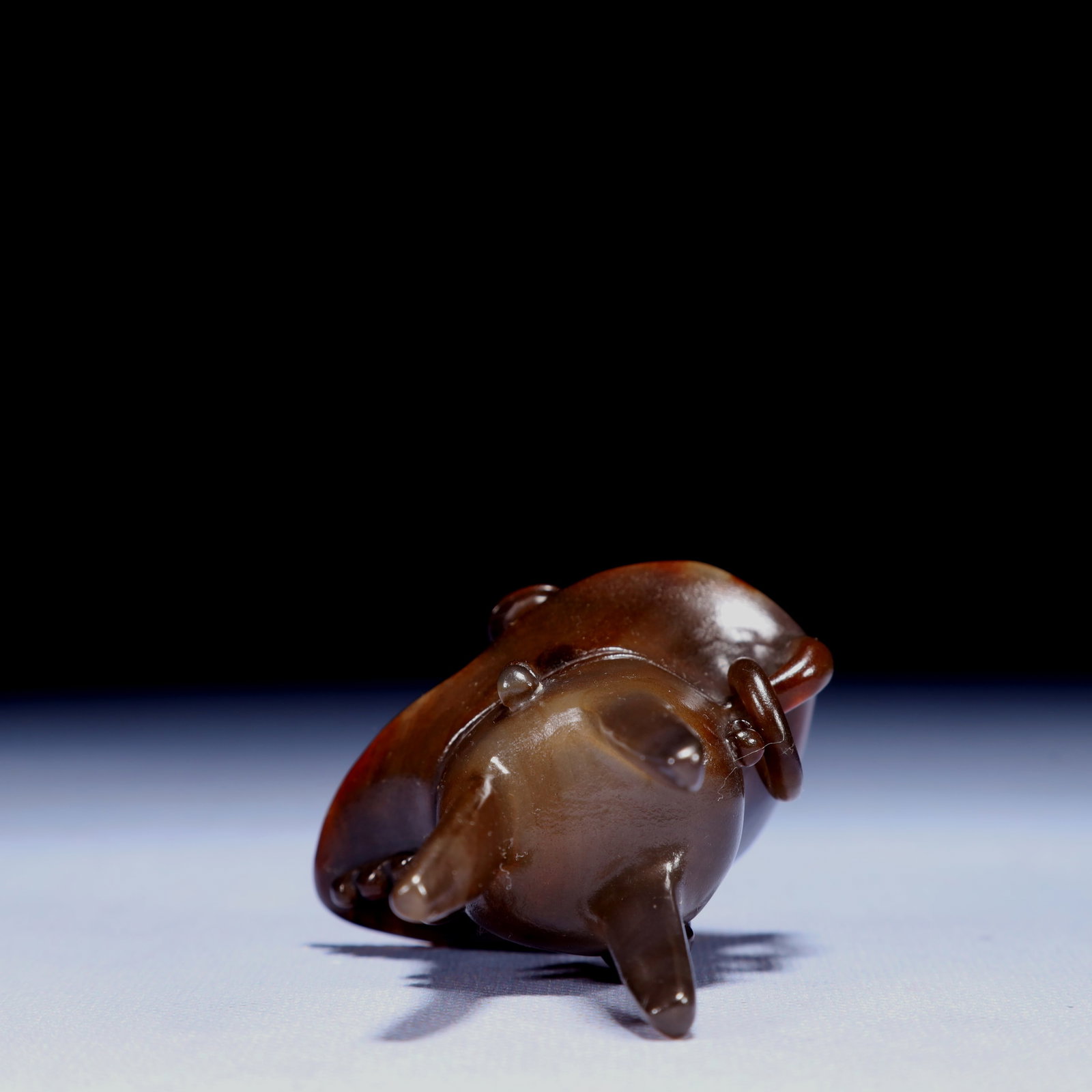 An Exquisite Agate Tripod Cup - 9