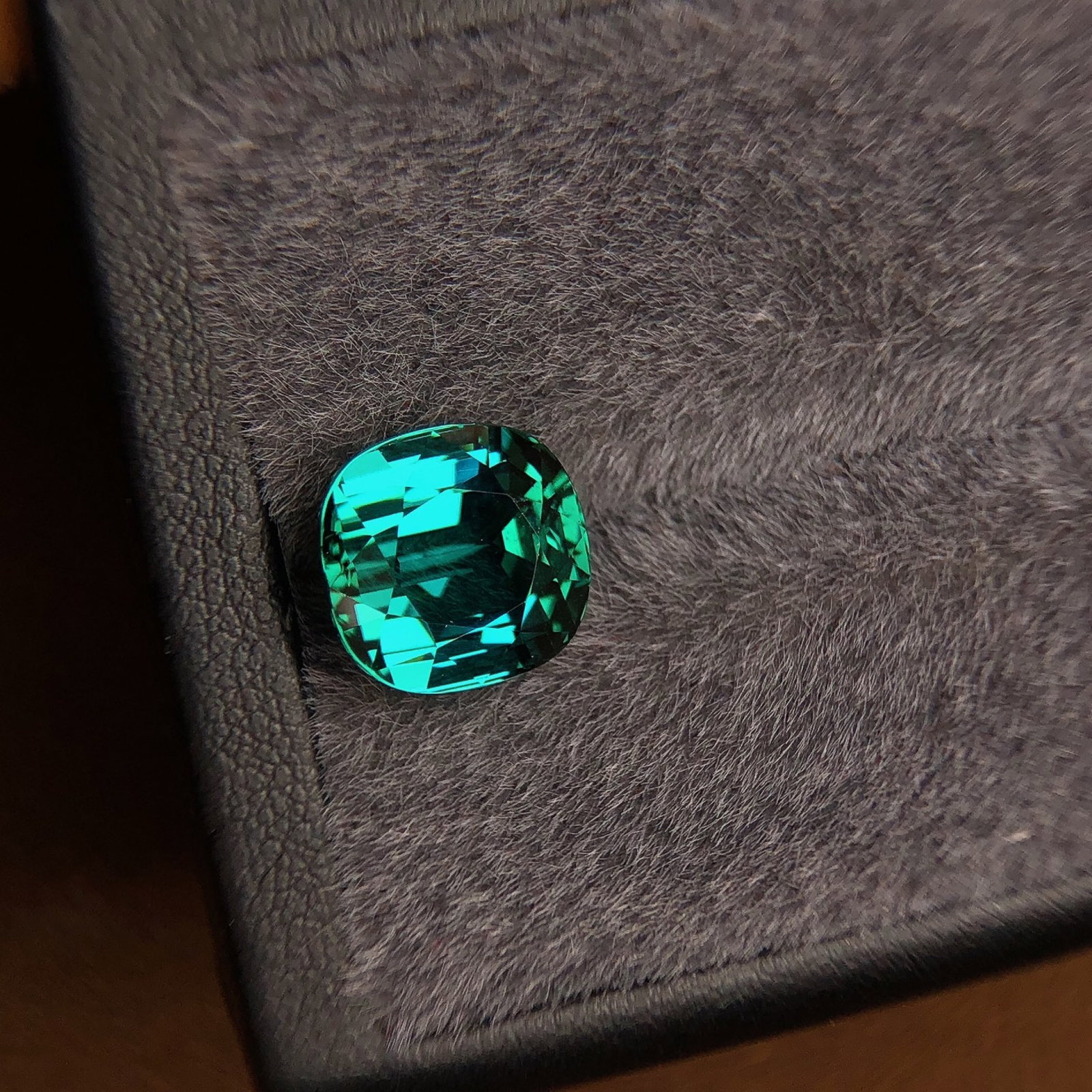 6.68Ctw Natural Tourmaline Loose: 6.68Ctw Natural Tourmaline Loose,Size:10.4mmx10.2mmx7.8mm 6.68Ctw天然碧玺裸石