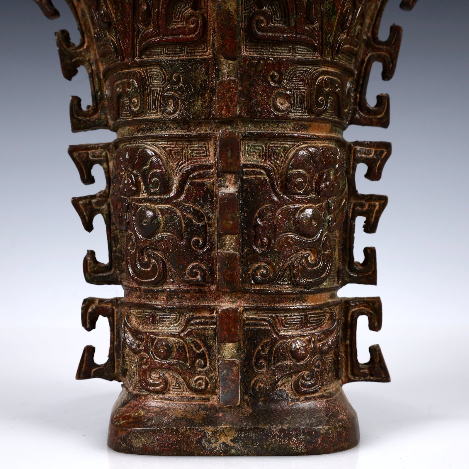 A Rare Bronze Beast-Face Pattern Zun - 3
