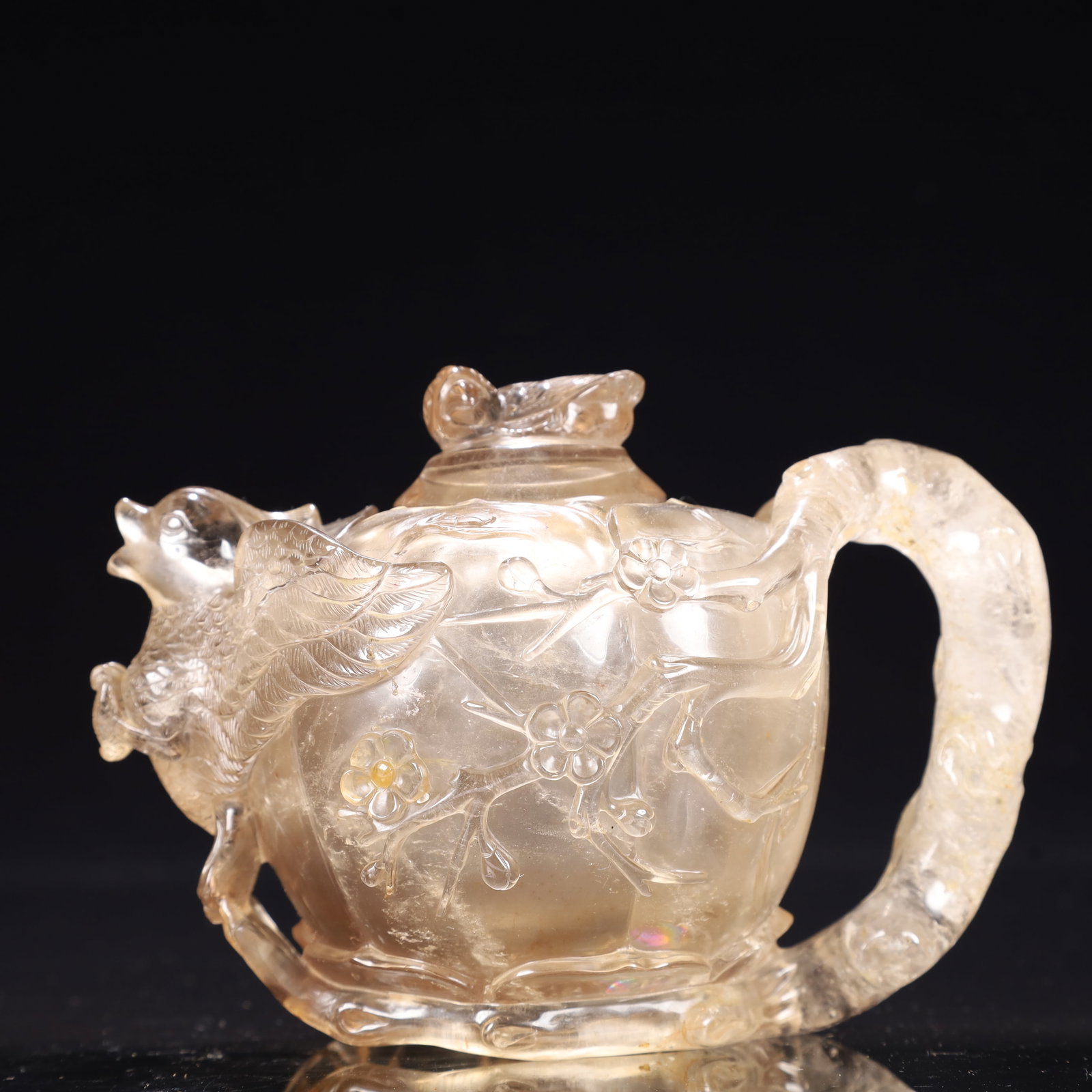 An Exquisite Crystal Flower and Bird Pattern Teapot: An Exquisite Crystal Flower and Bird Pattern Teapot,Qing Dynasty, China,Size:5.9inx3.5inx4.7in,Weight:850g 水晶花鸟纹茶壶,中国清代