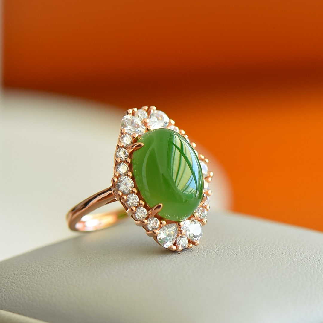 An Exquisite Sterling Silver-Gold Plated Inlaid Jasper Ring,Inlaid Diamond: An Exquisite Sterling Silver-Gold Plated Inlaid Jasper Ring,Inlaid Diamond,Size:10mmx14mm ?????????,???
