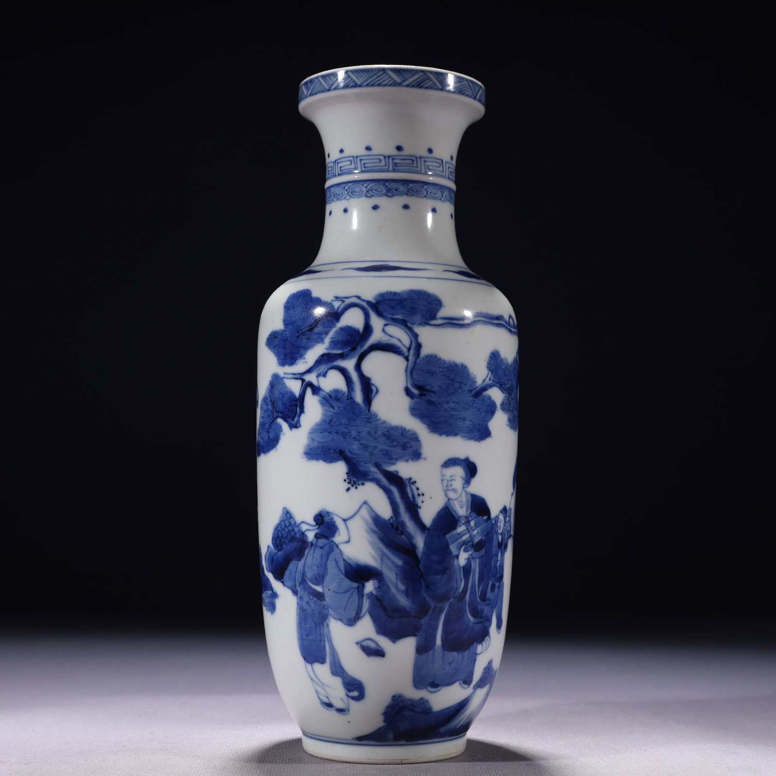 An Exquisite Blue and White Character and Story Pattern Vase: An Exquisite Blue and White Character and Story Pattern Vase,Qing Dynasty,China,Kangxi Four-character Mark,Size:3.5inx9.8in,Weight:750g 青花人物故事纹瓶