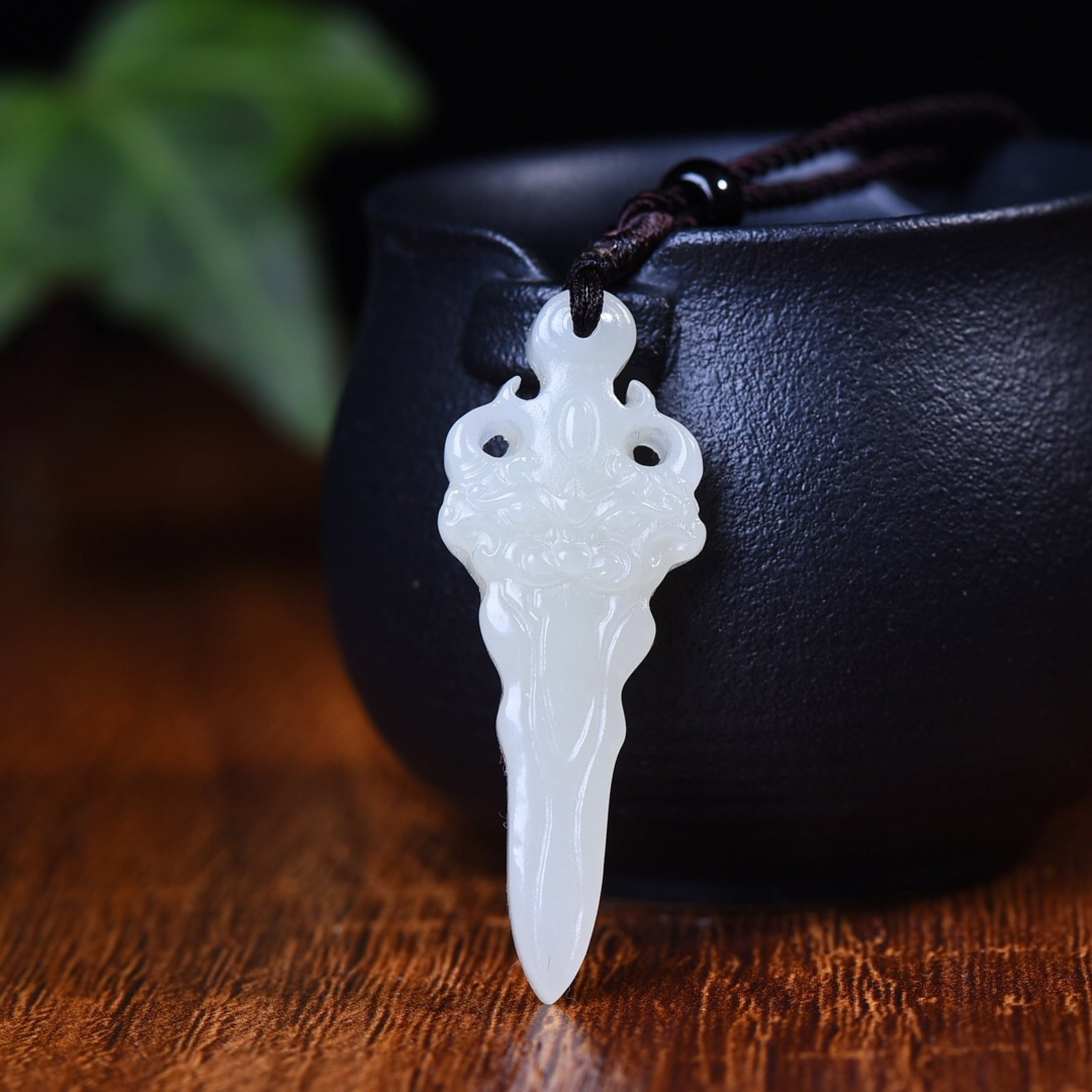 An Exquisite White Jade Beast-Face Pattern Pendant: An Exquisite White Jade Beast-Face Pattern Pendant,Size:18mmx48mmx8mm (寓意)【辟邪剑】玉质细腻温润,料子细