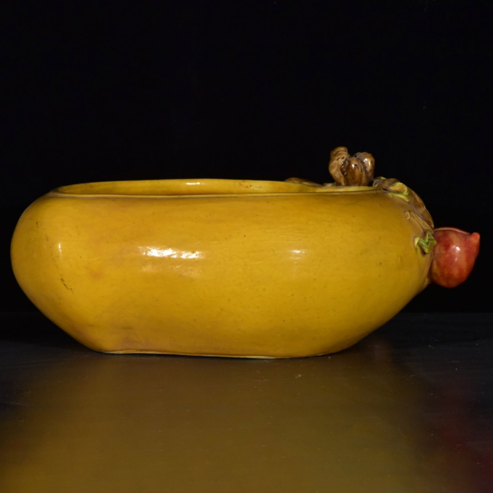 An Exquisite Yellow Glazed Peach Brush Washer: An Exquisite Yellow Glazed Peach Brush Washer,Qing Dynasty,China,Qianlong Six-character Mark,Size:3.9inx5.1inx8.3in 黄釉桃子笔洗,中国清代,&#