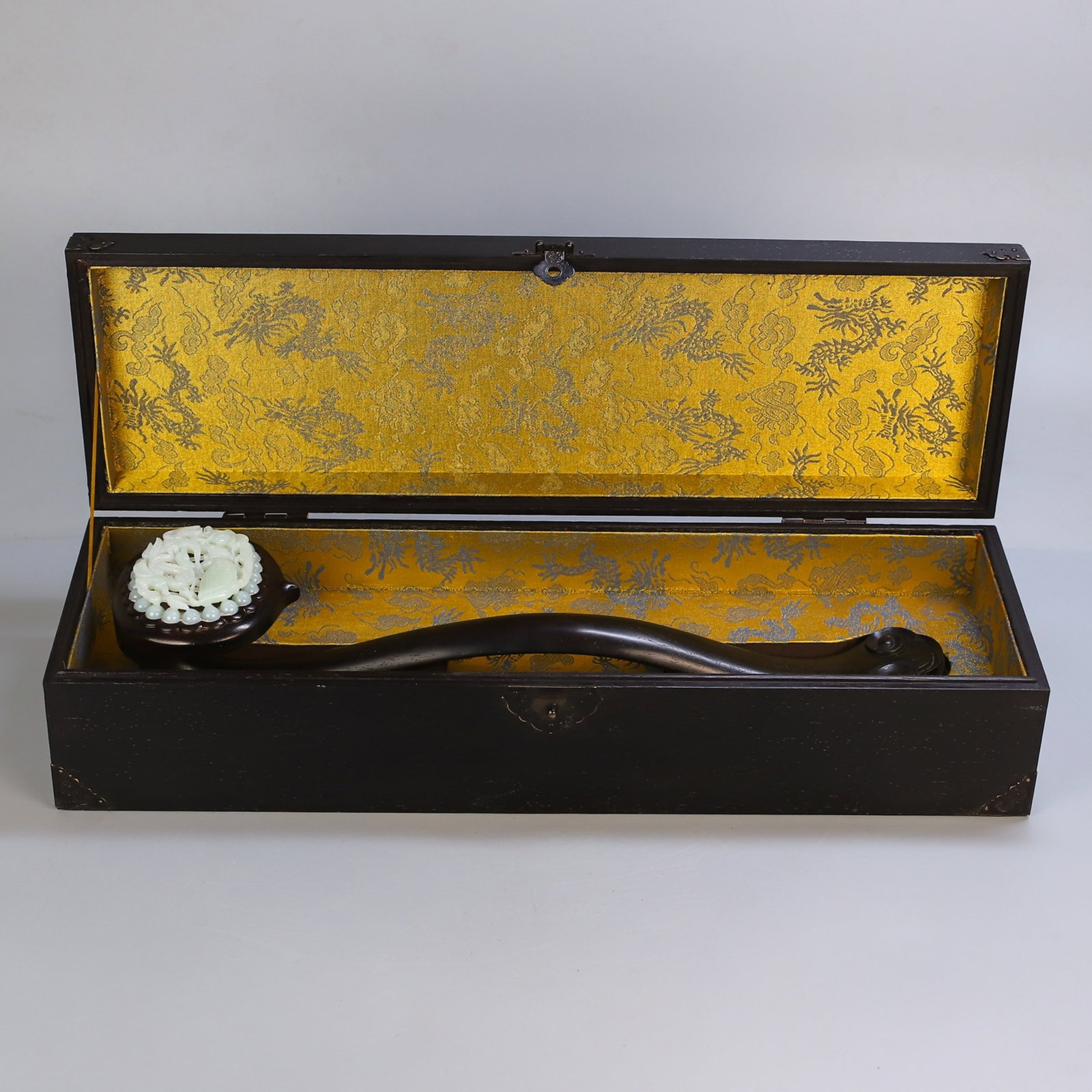 A Huge Zitanwood Inlaid White Jade Hollow Goose Pattern Ruyi: A Huge Zitanwood Inlaid White Jade Hollow Goose Pattern Ruyi,Qing Dynasty,China,Size:(Box)4.7inx20.5inx6.7in,(Ruyi)18.5inx4.3in,Total Weight:3025g 紫檀木镶白玉ž