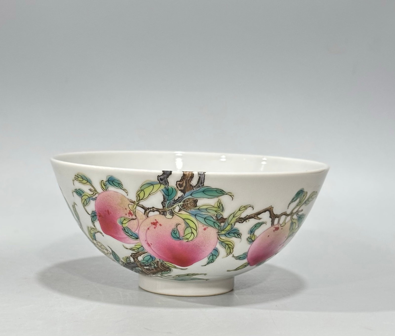 An Exquisite Famille-Rose Bats and Peach Pattern Bowl: An Exquisite Famille-Rose Bats and Peach Pattern Bowl,Qing Dynasty,China,Yongzheng Six-character Mark,Size:2.7inx5.5in ??????,????,?????