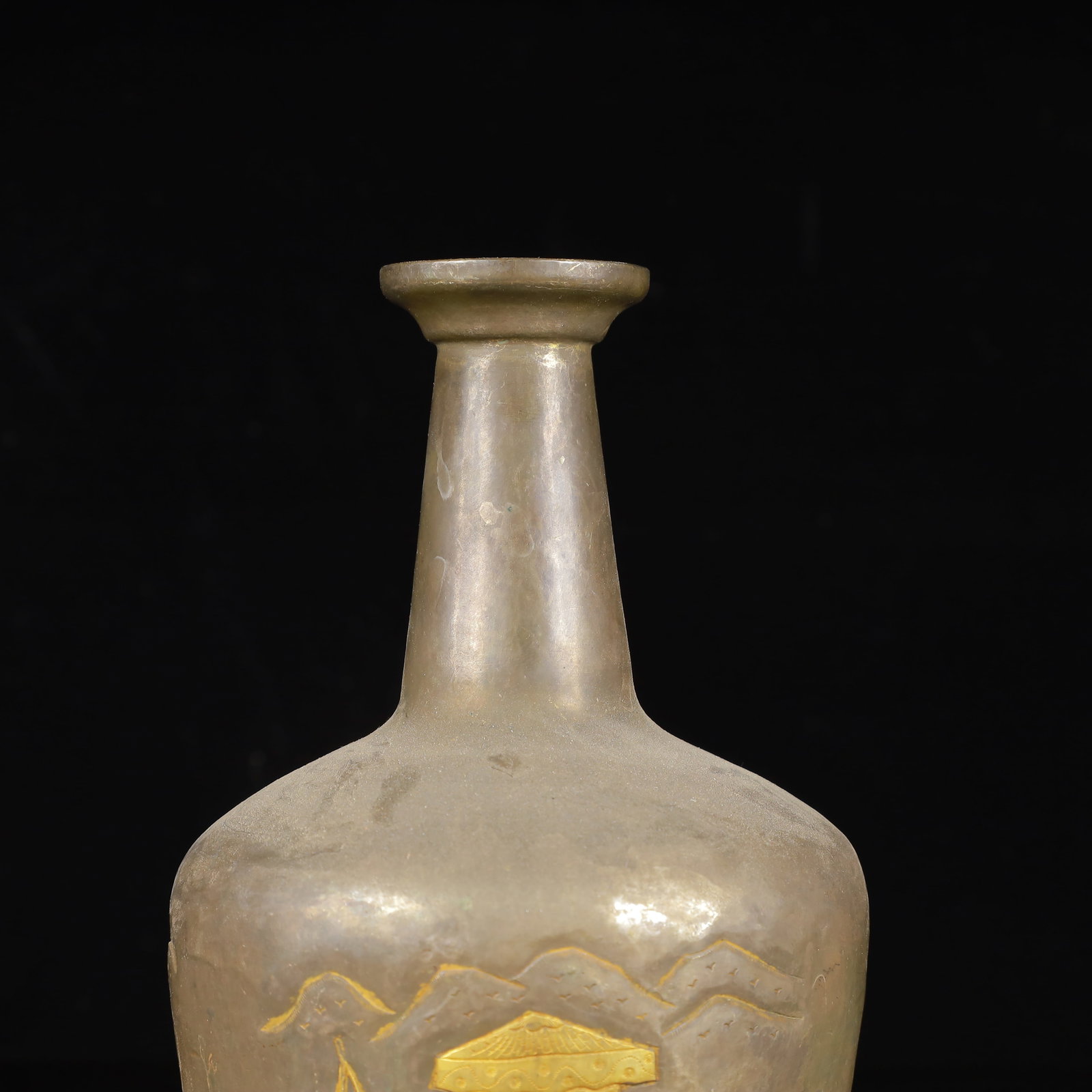 An Exquisite Gilt Silver Figure Pattern Vase - 2