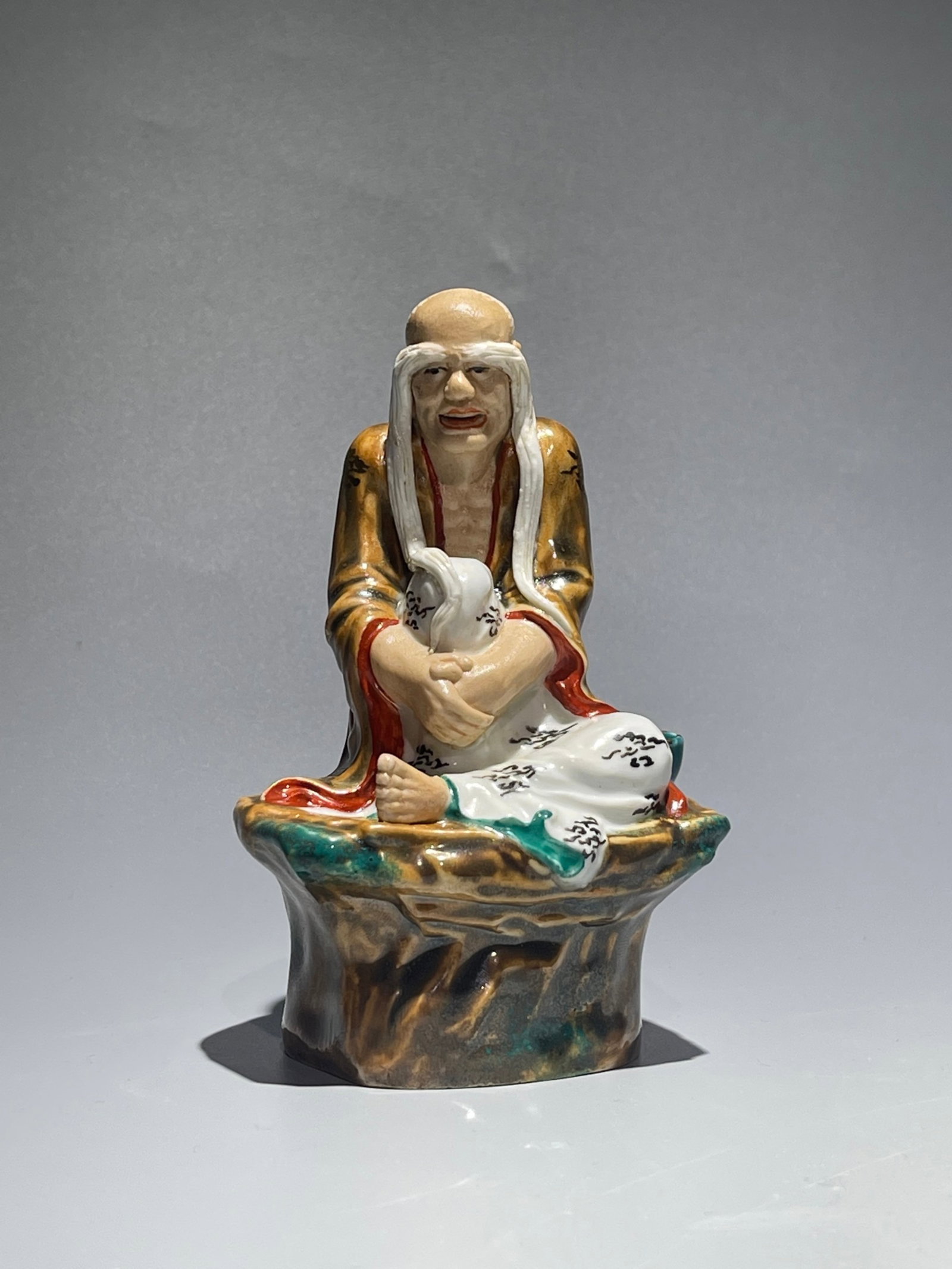 An Exquisite Wucai Statue of Arhat: An Exquisite Wucai Statue of Arhat,the Republic of China,With Mark,Size:5.1inx3.3in ?????,??????,??