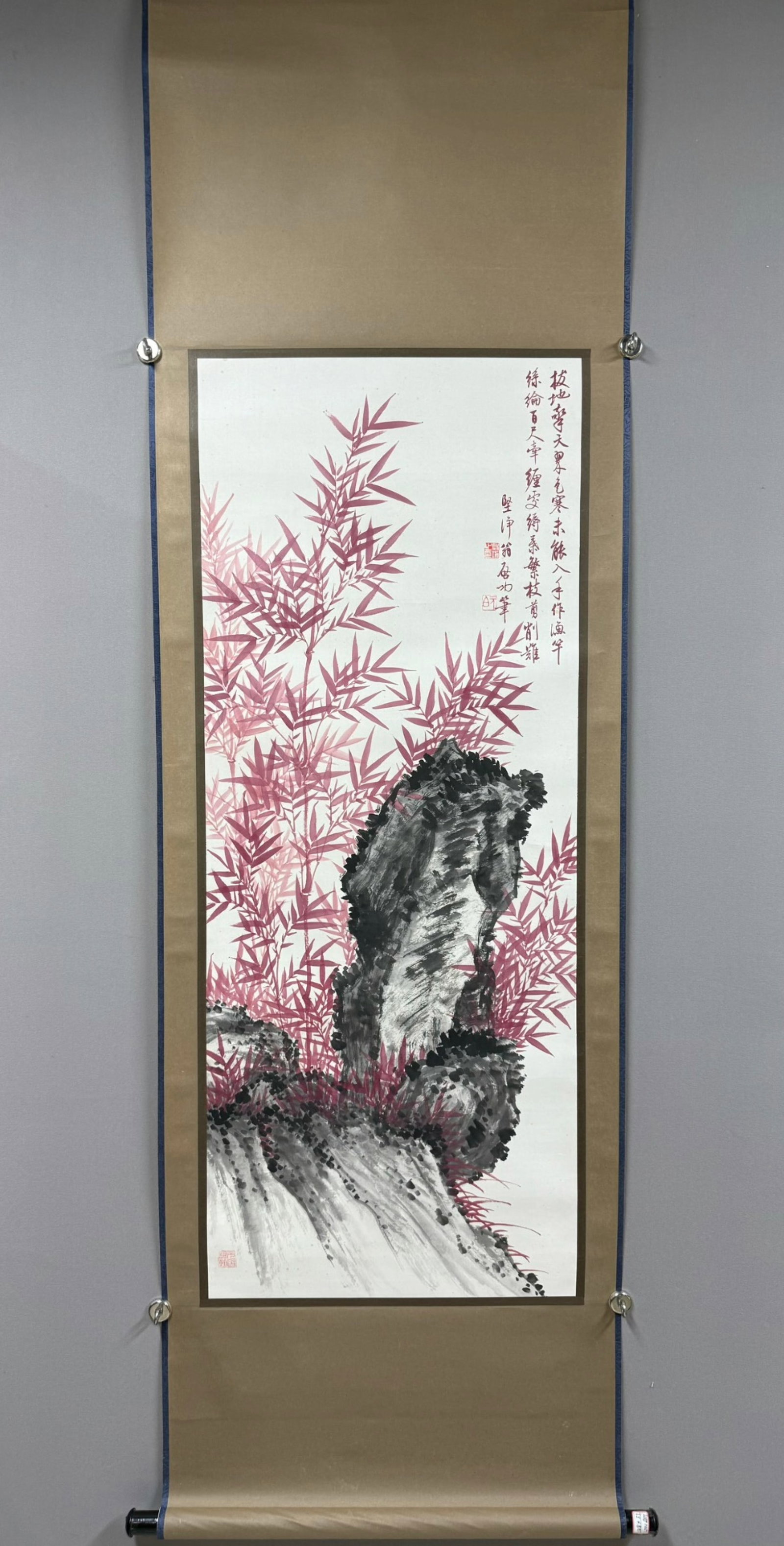A Chinese Vertical Scroll Ink Painting of Bamboo on Paper: A Chinese Vertical Scroll Ink Painting of Bamboo on Paper,Qi Gong,Size:47.2inx20.1in 一幅中国水墨竹画立轴,启功