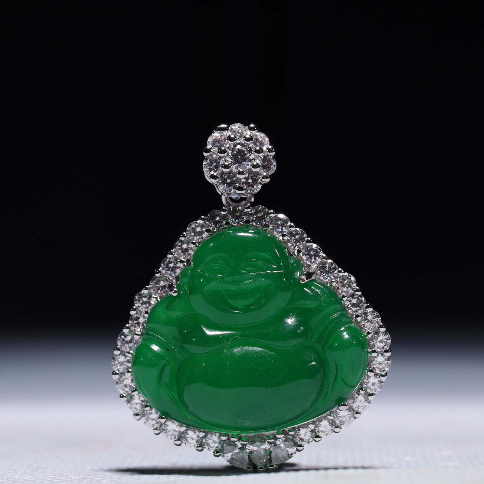 An Exquisite Statue of Maitreya Buddha Pendant,Inlaid Gems: An Exquisite Statue of Maitreya Buddha Pendant,Inlaid Gems,Size:1.2inx0.4inx1.6in,Weight:16.7g 一个精美的弥勒佛像吊坠,镶宝