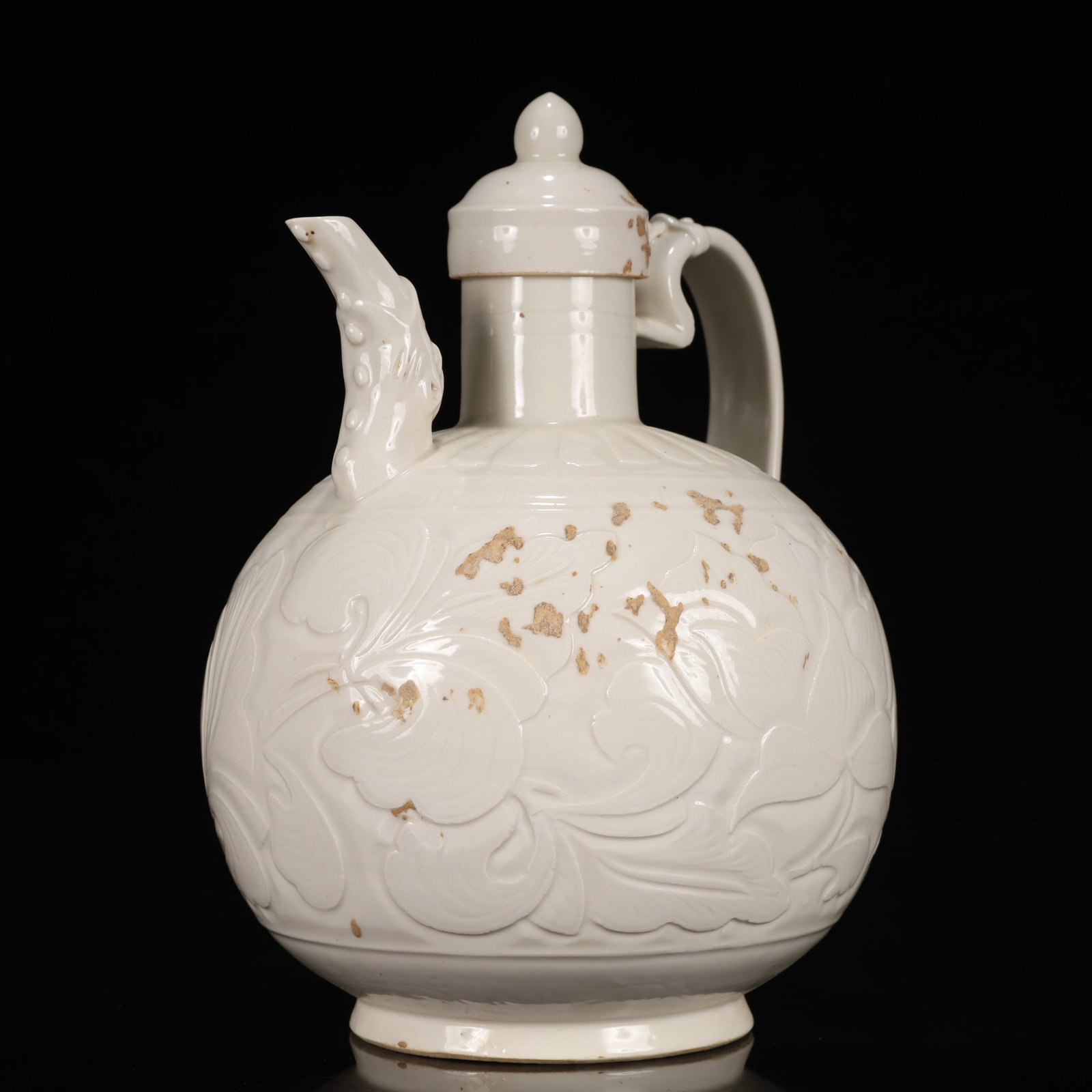 An Exquisite Ding yao Lotus Pattern Ewer - 9