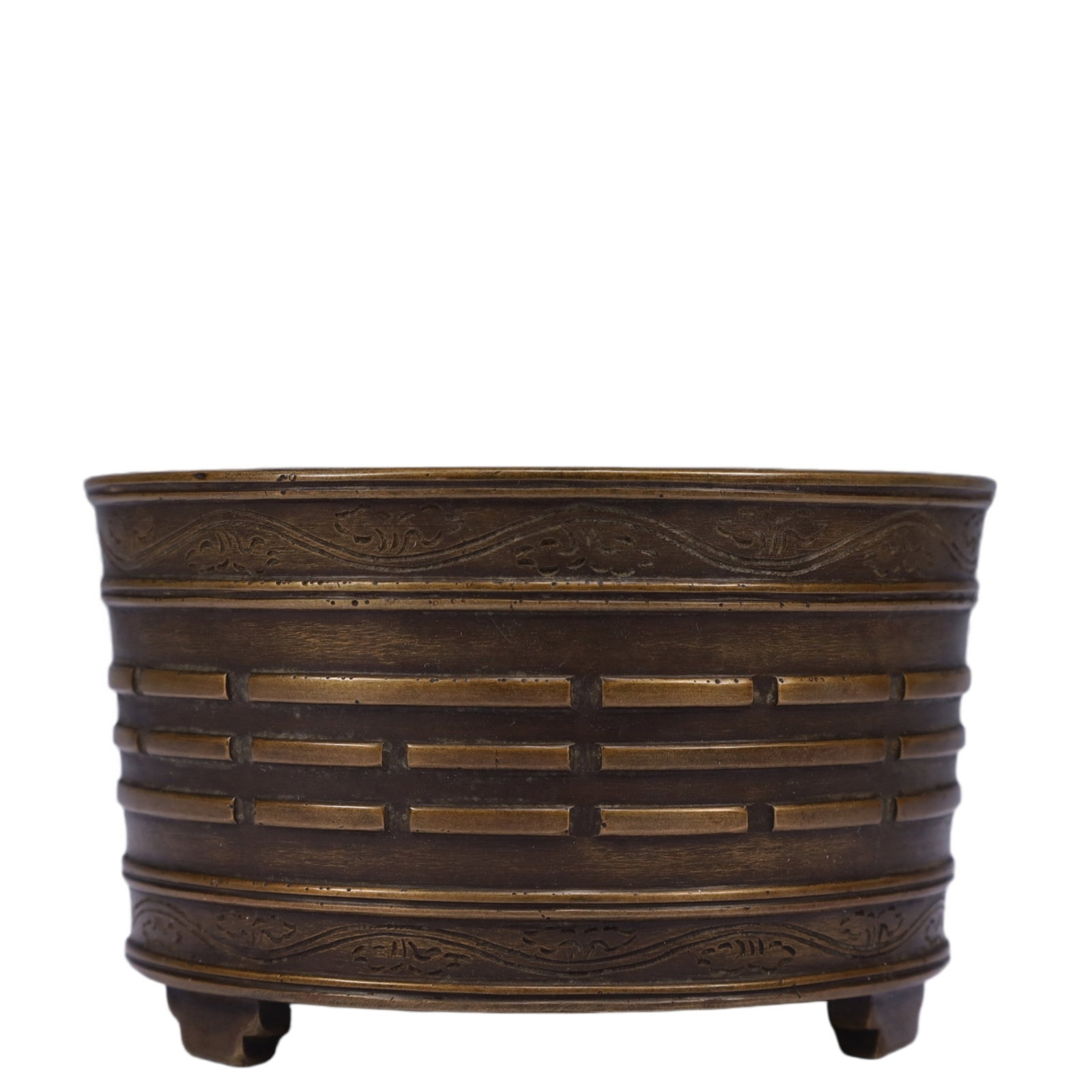 An Exquisite Bronze Tripod Censer,Qing Dynasty, China,With Mark,Size:13cmx8cm,Weight:1500g: An Exquisite Bronze Tripod Censer 铜三足香炉,中国清代,带款