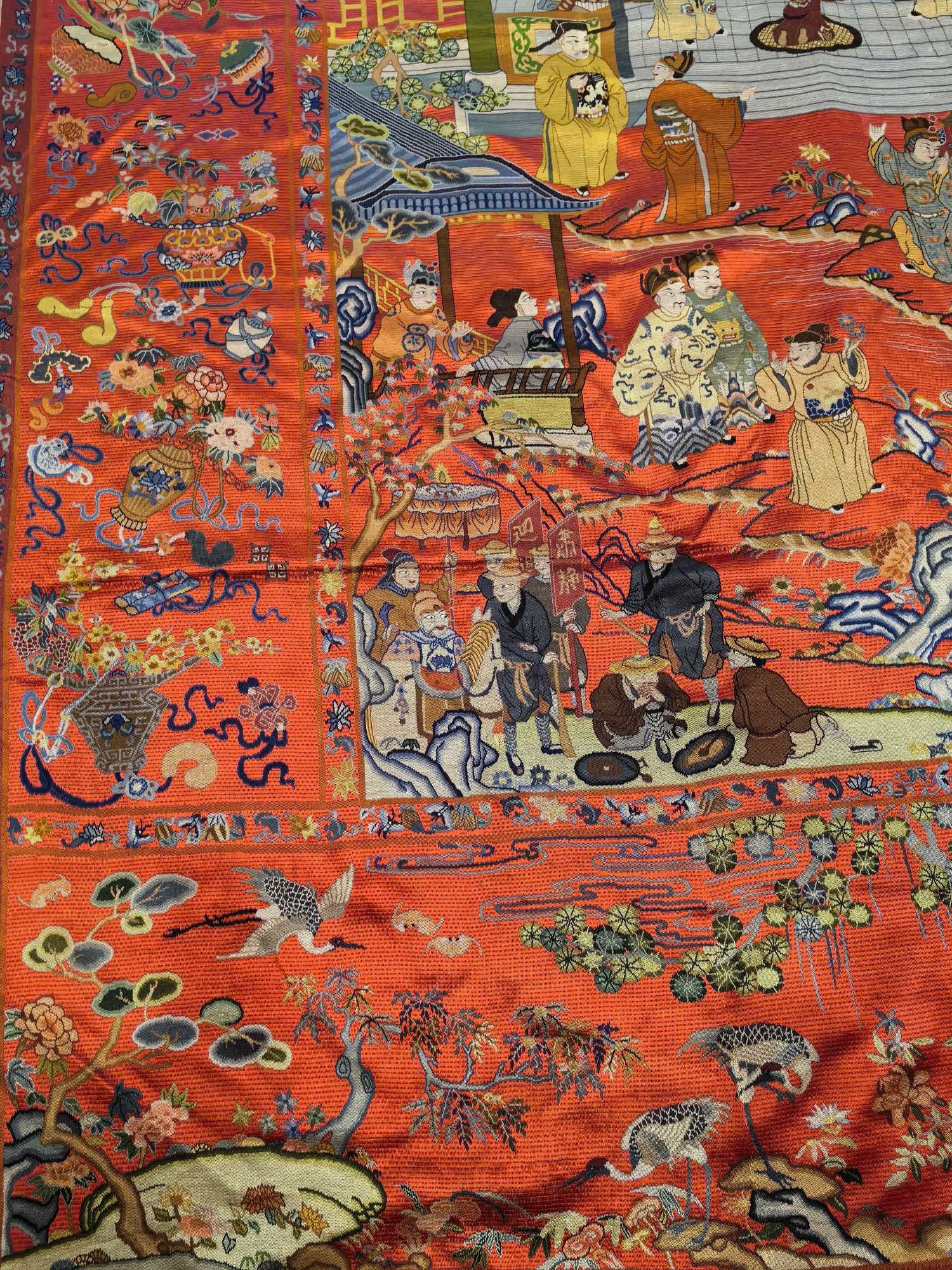 A Rare Figure Pattern Embroidery - 3