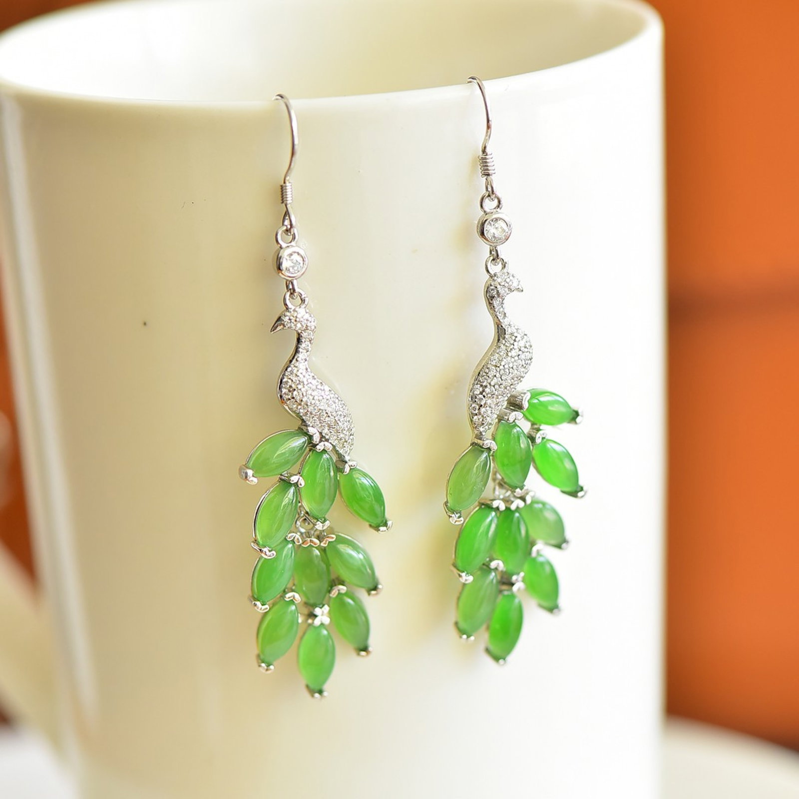 A Pair of Exquisite Sterling Silver Inlaid Jasper Earrings,Inlaid Diamond: A Pair of Exquisite Sterling Silver Inlaid Jasper Earrings,Inlaid Diamond,Size:4mmx8mm ?????????,???