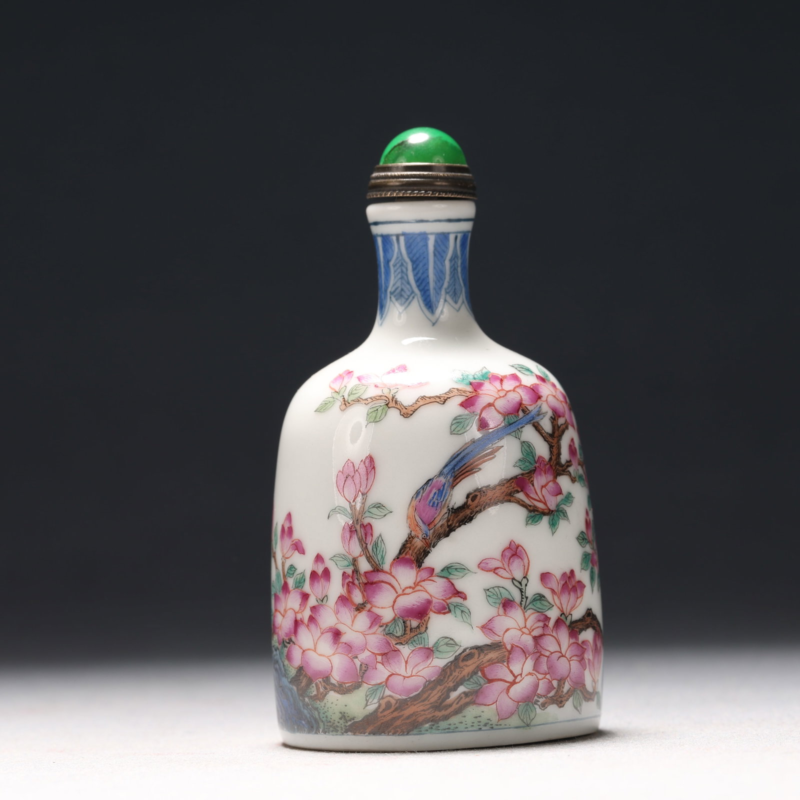 A Fine Enamel Flower and Bird Pattern Porcelain Snuff Bottle: A Fine Enamel Flower and Bird Pattern Porcelain Snuff Bottle, Qing Dynasty, China, Yongzheng Four-character Mark, Size:1.8inx3.3in ????????????, ????, ?????