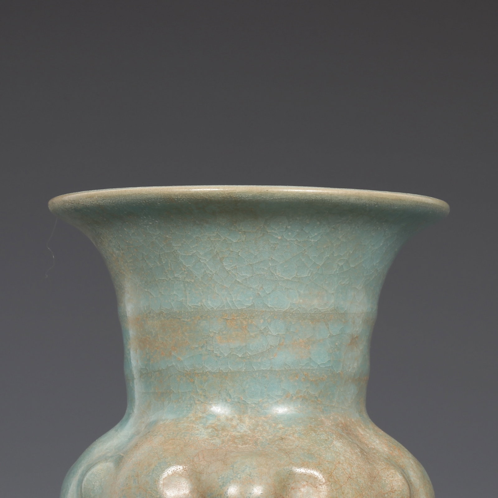 An Exquisite Ru yao Sheep Pattern Vase - 3