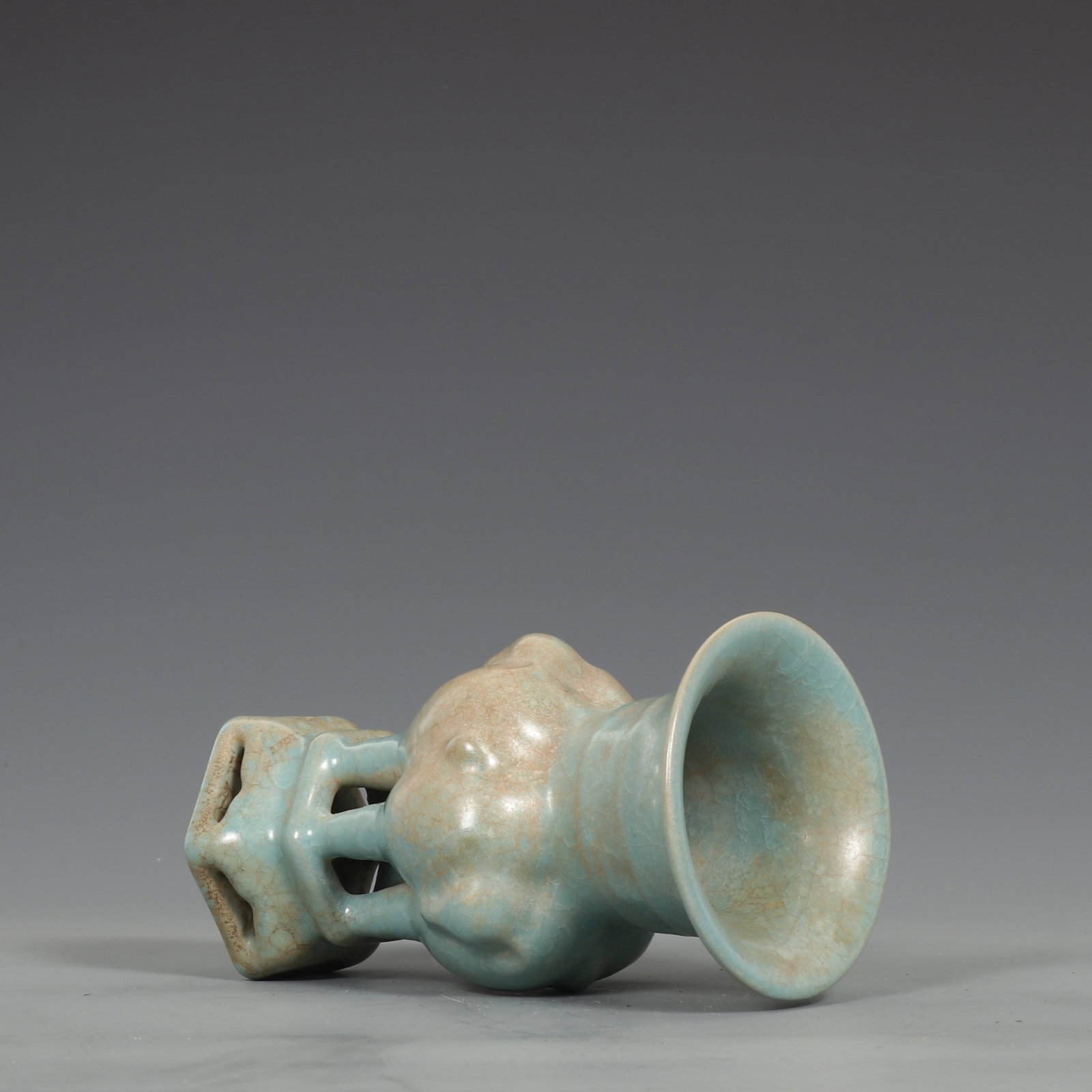An Exquisite Ru yao Sheep Pattern Vase - 7