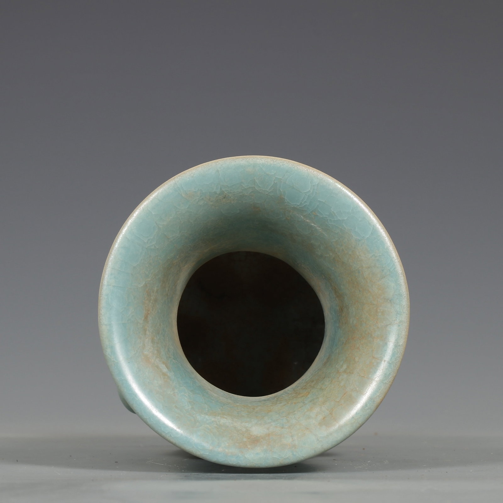 An Exquisite Ru yao Sheep Pattern Vase - 8