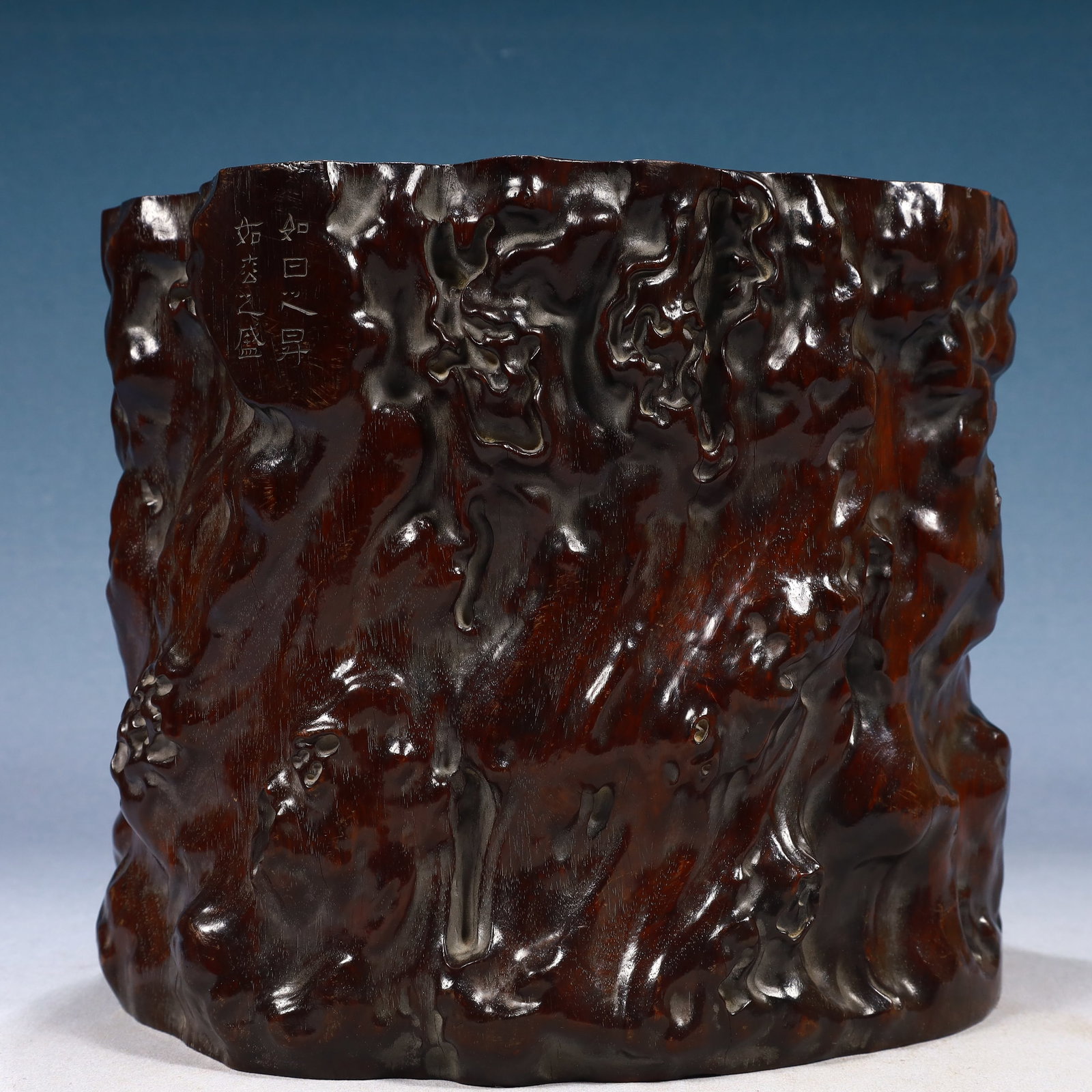 An Exquisite Zitanwood Poem Brush Pot: An Exquisite Zitanwood Poem Brush Pot,Qing Dynasty, China,Size:11inx9.1inx9.4in,Weight:6200g 紫檀木诗文笔筒,中国清代