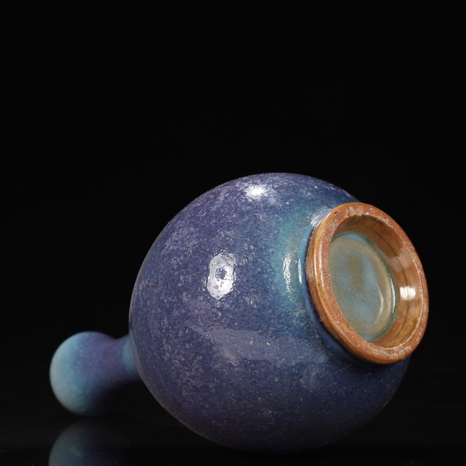 An Exquisite Jun yao Vase - 11