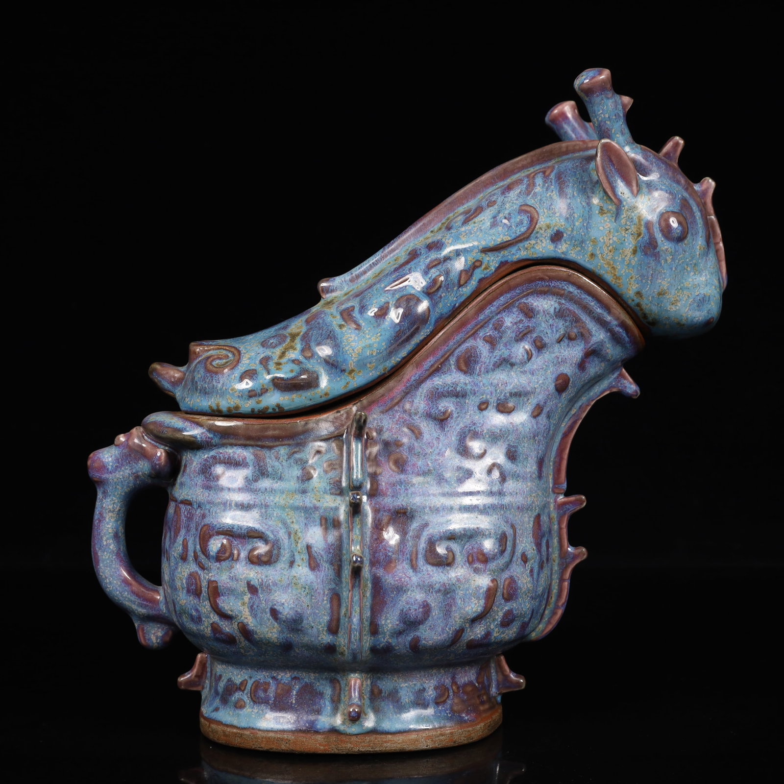 An Exquisite Jun yao Beast-Face Pattern Ewer: An Exquisite Jun yao Beast-Face Pattern Ewer,Song Dynasty, China,Size:10.6inx5.5inx9.8in,Weight:1550g 钧窑兽面纹执壶，中国宋代