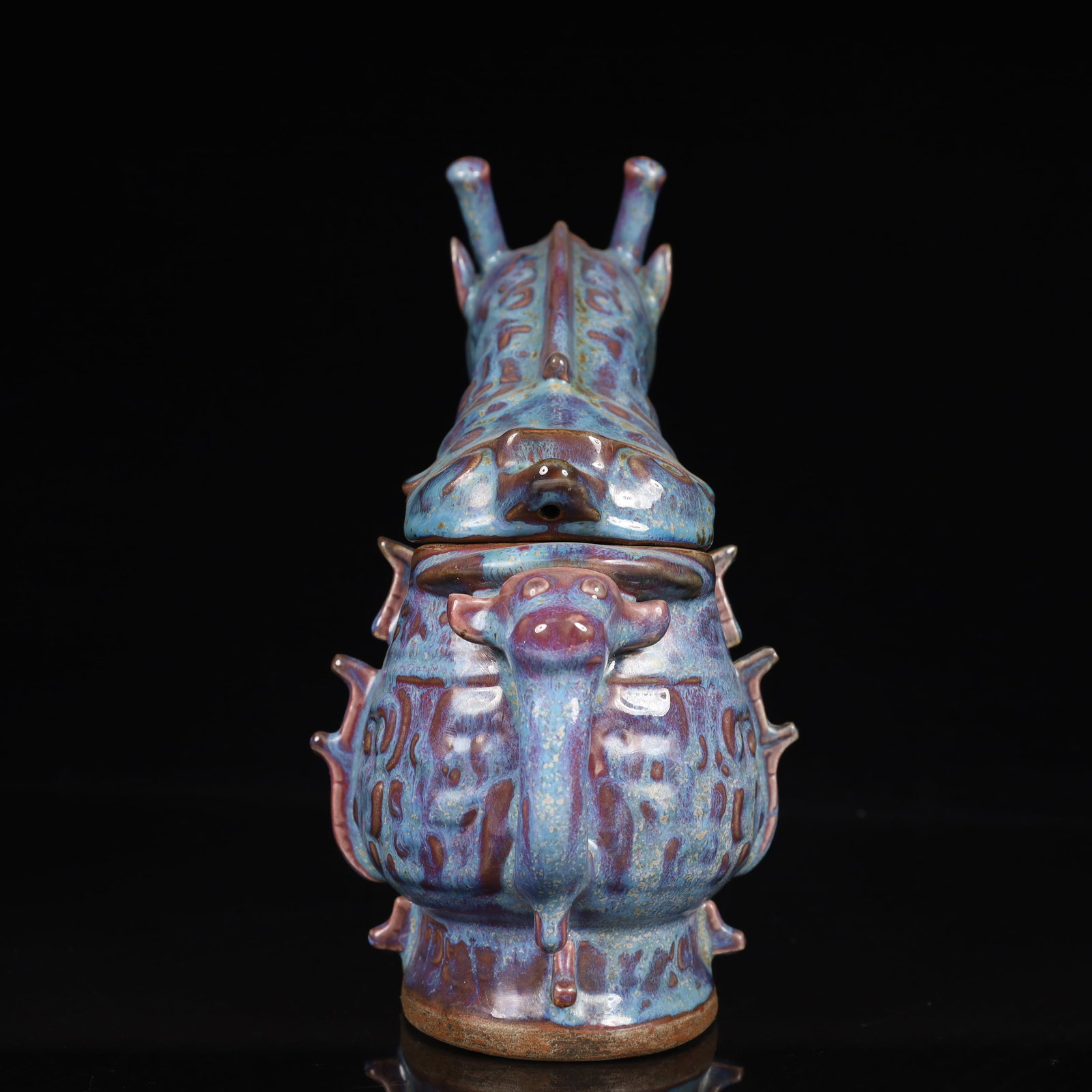 An Exquisite Jun yao Beast-Face Pattern Ewer - 9