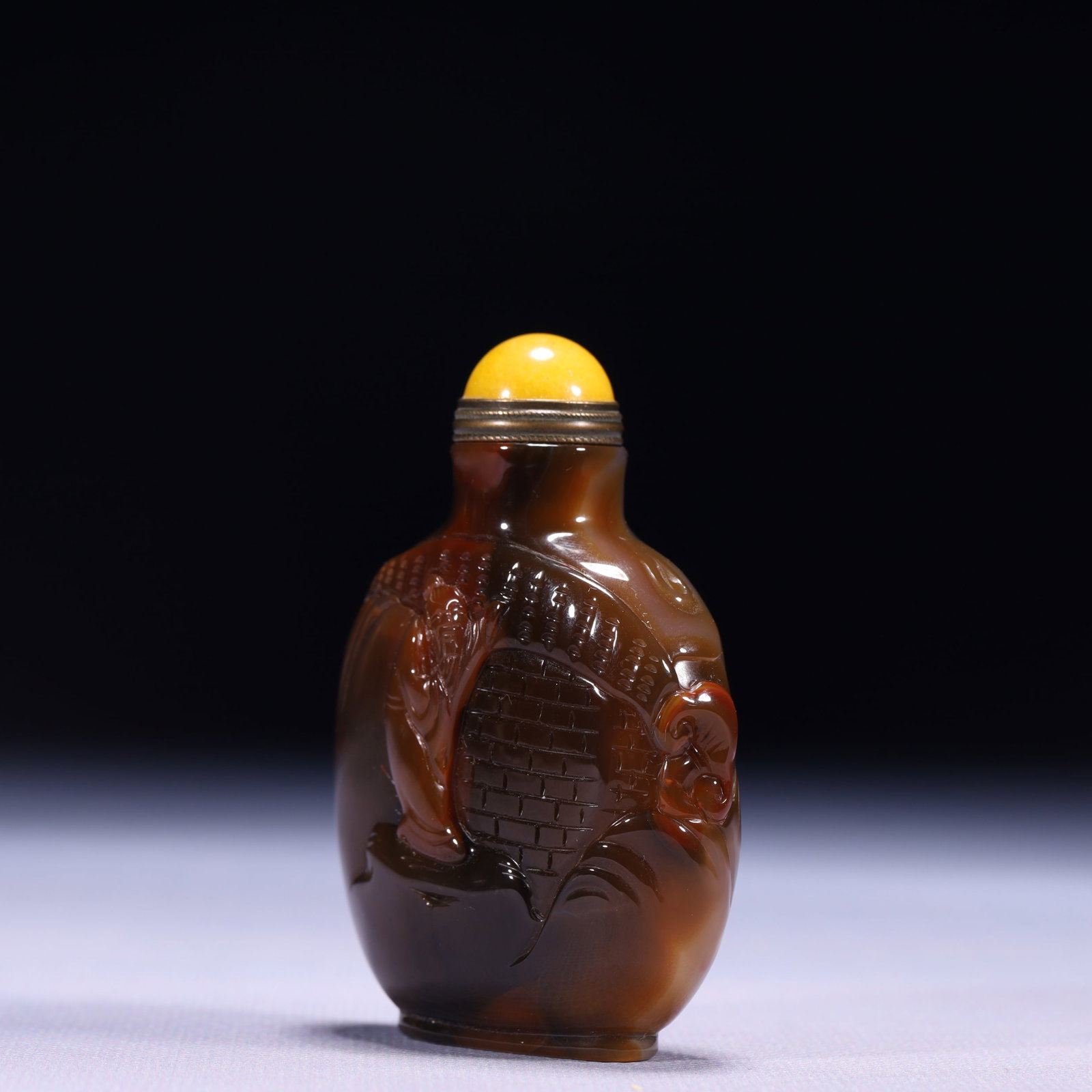An Exquisite Agate Figure Pattern Snuff Bottle - 2