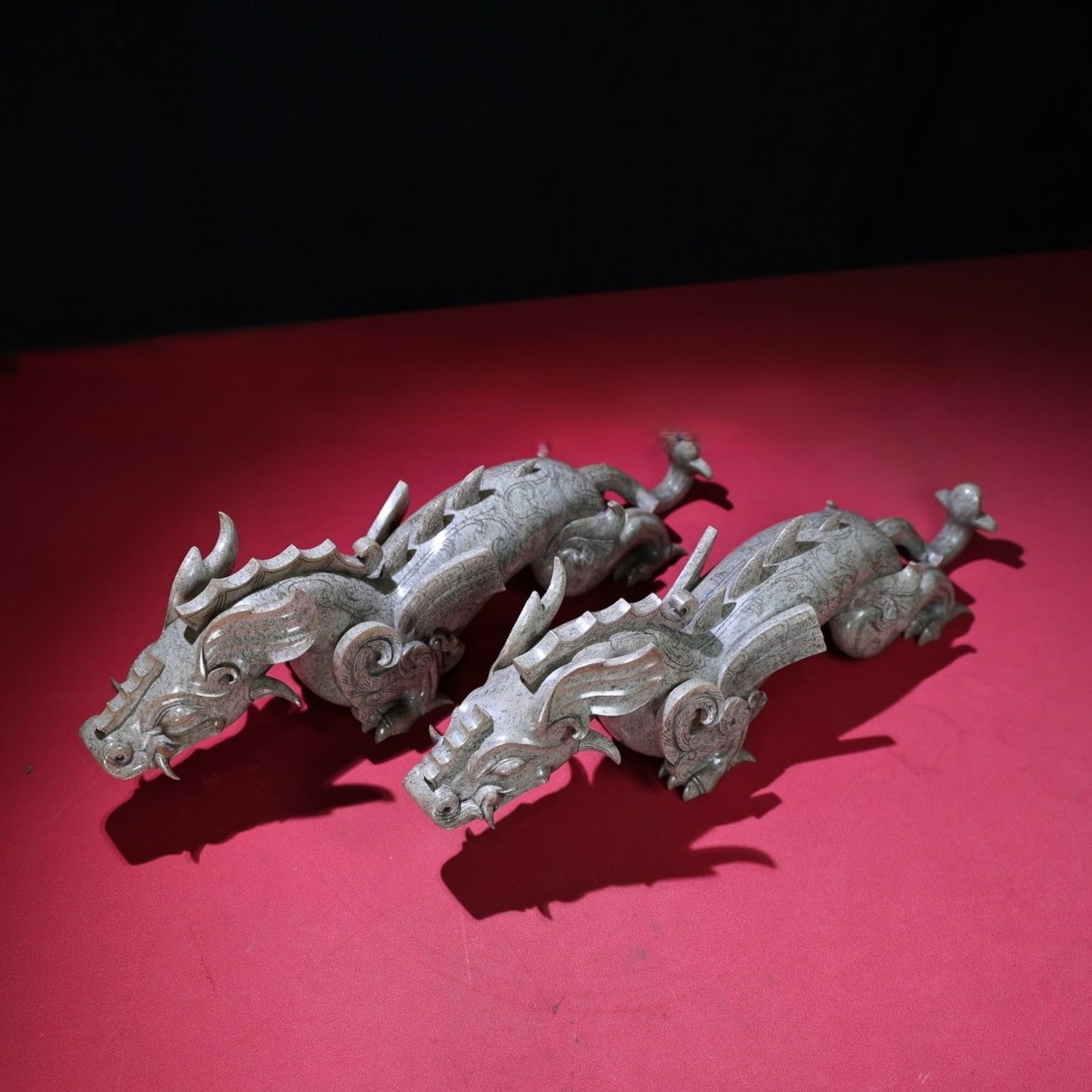 A Pair of Exquisite Archaic Jade Beast Ornaments (1 of 9)
