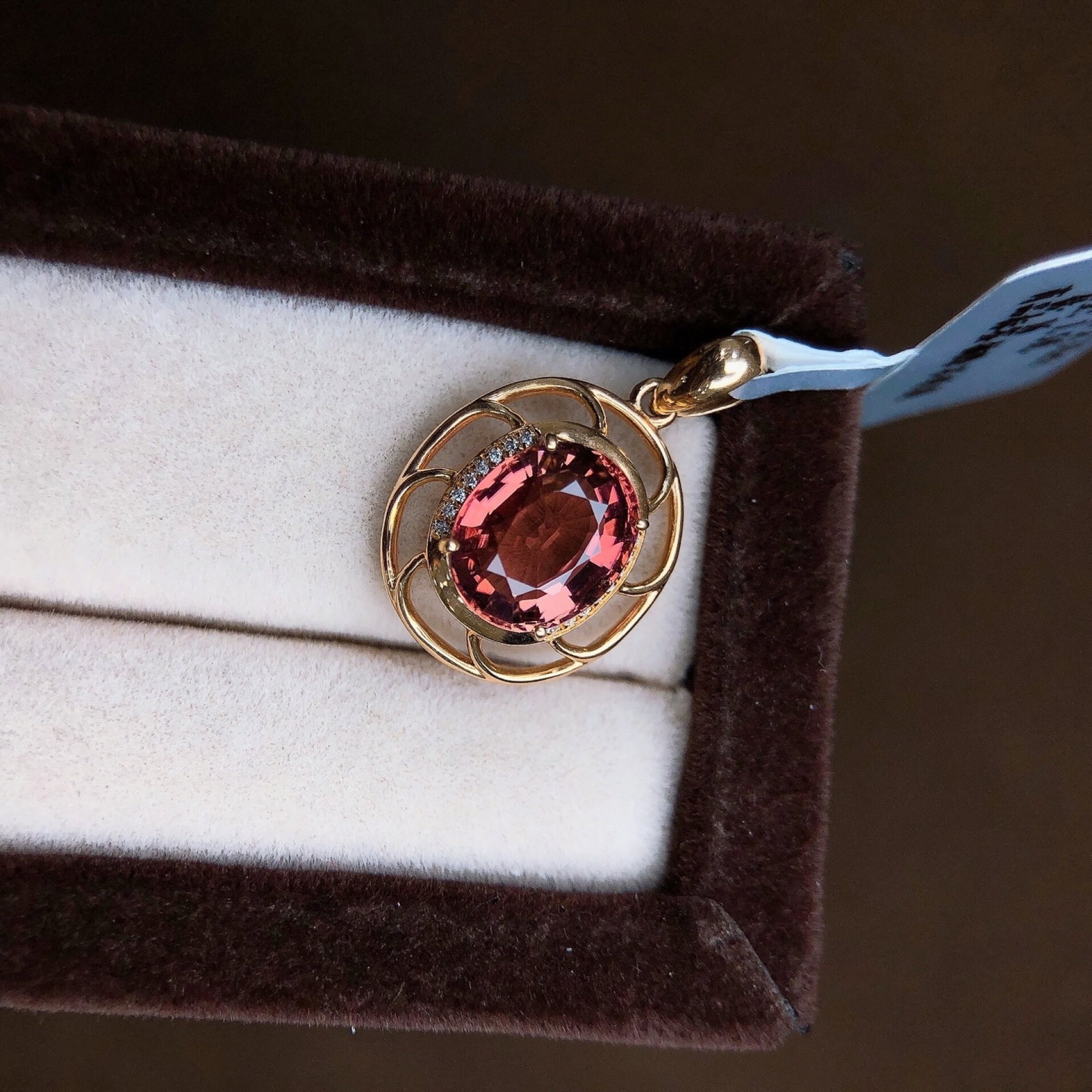 3.35Ctw Sterling Silver-Gold Plated Inlaid Natural Tourmaline Necklace: 3.35Ctw Sterling Silver-Gold Plated Inlaid Natural Tourmaline Necklace,Size:9.7mmx7.9mm 3.35Ctw纯银镀金嵌天然碧玺项链