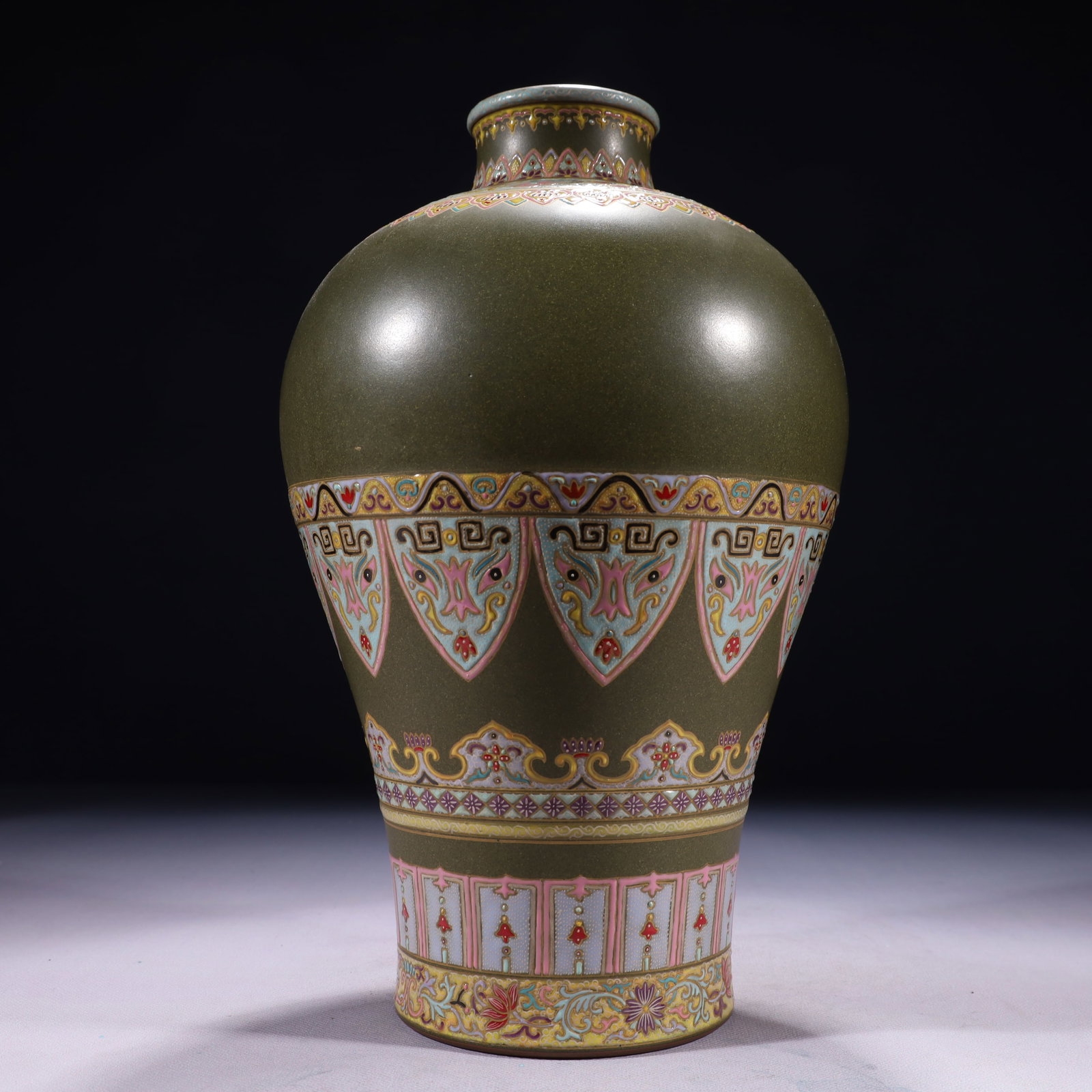 An Exquisite Teadust Glazed Famille-Rose Painted Gold Beast-Face Pattern Vase: An Exquisite Teadust Glazed Famille-Rose Painted Gold Beast-Face Pattern Vase