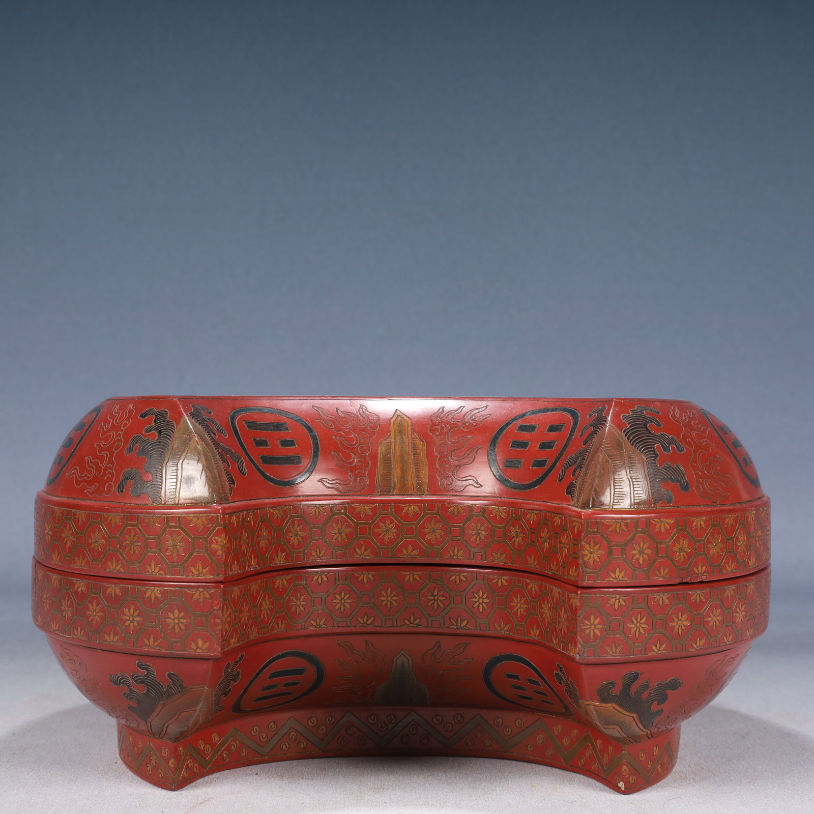 An Exquisite Carved Red Lacquer Painted Color Auspicious Cloud,Dragon and Phoenix Pattern Cover Box: An Exquisite Carved Red Lacquer Painted Color Auspicious Cloud,Dragon and Phoenix Pattern Cover Box,Ming Dynasty, China,Jiajing Six-character Mark,Size:10.6inx8.3inx5.5in,Weight:900g