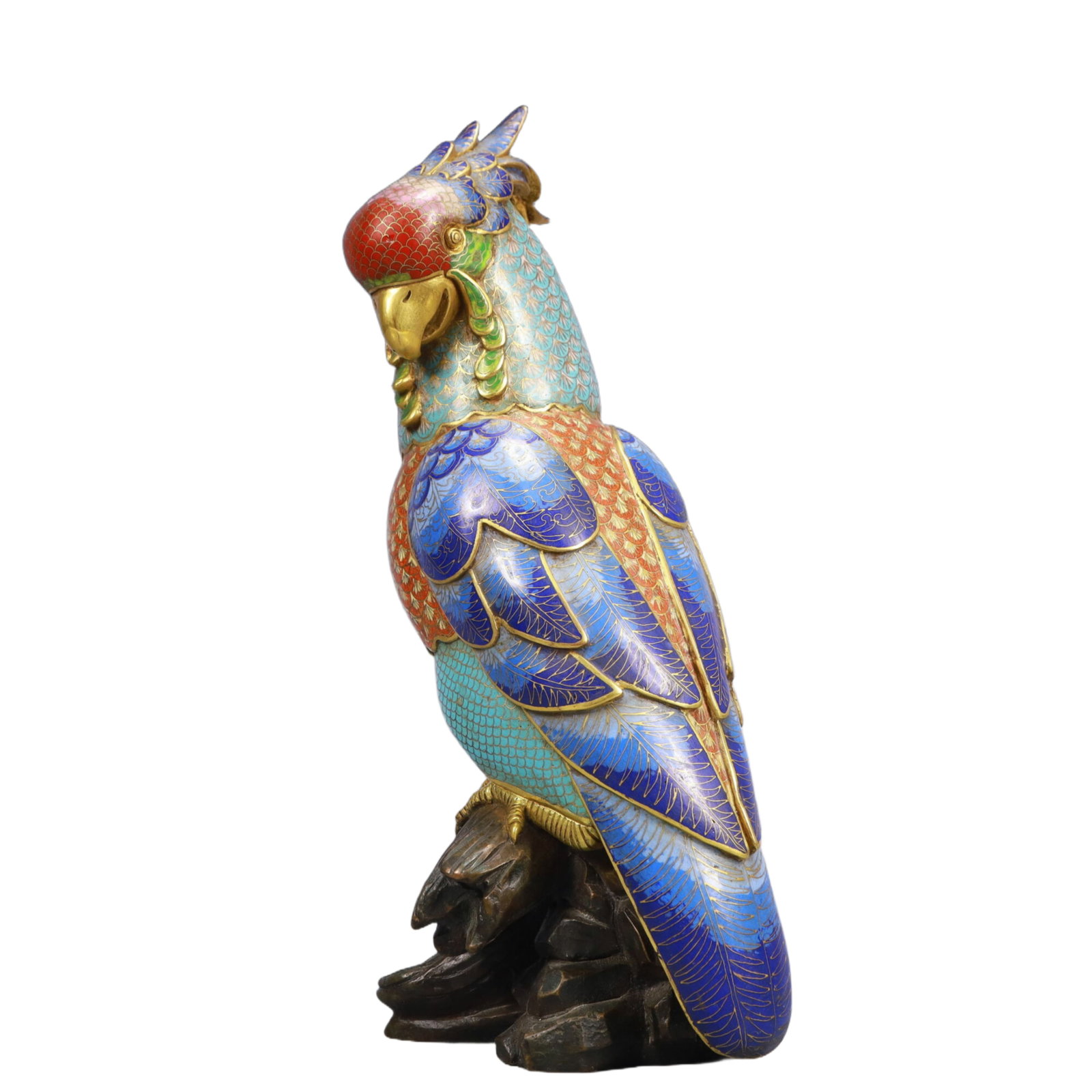 An Exquisite Cloisonne Parrot Ornament: An Exquisite Cloisonne Parrot Ornament,Qing Dynasty, China,Qianlong Four-character Mark,Size:6.3inx5.5inx14.6in ;Weight:5000g
