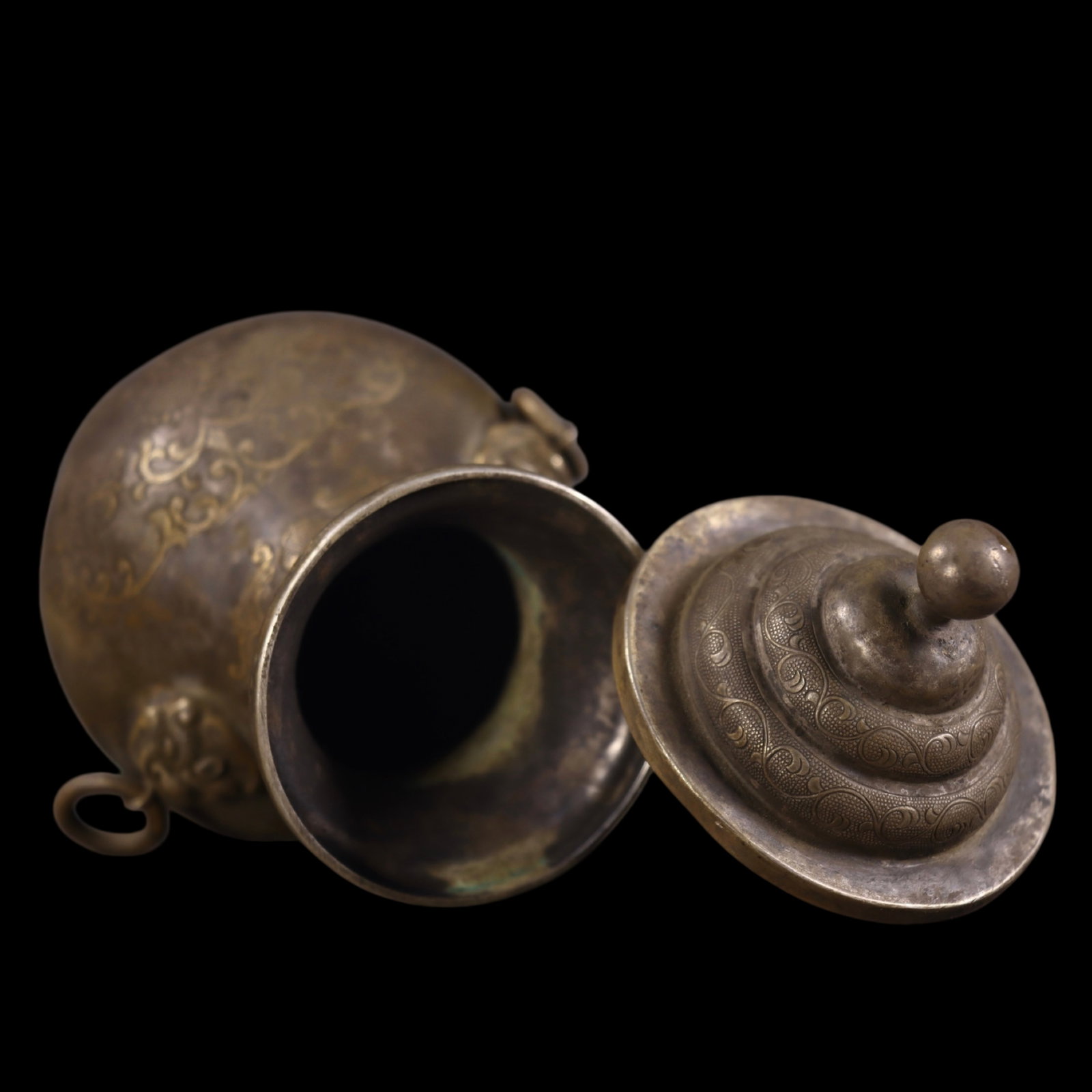 An Exquisite Bronze Flower Pattern Double-Ears Bottle - 7