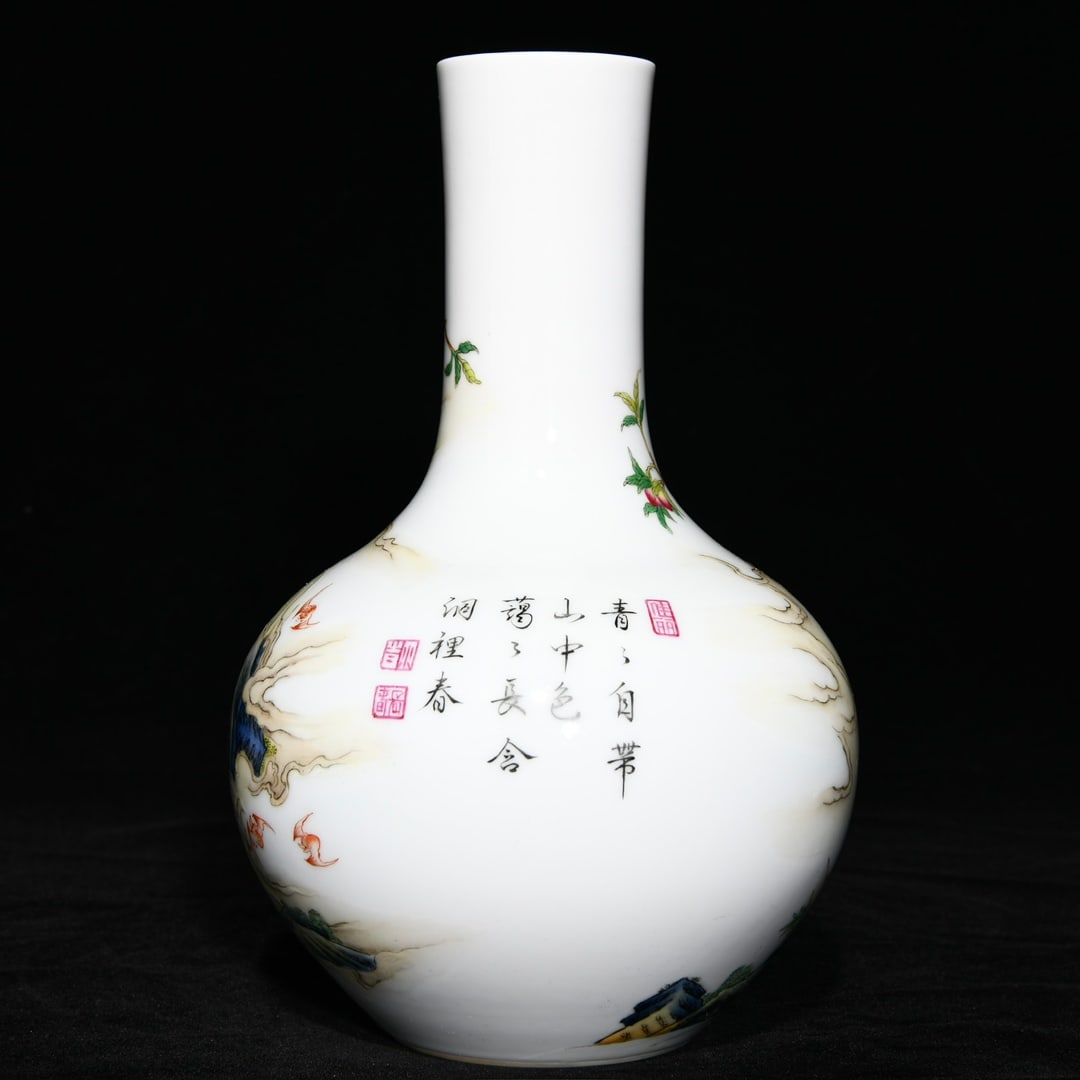 An Exquisite Enamel Landscape Pattern Vase - 3