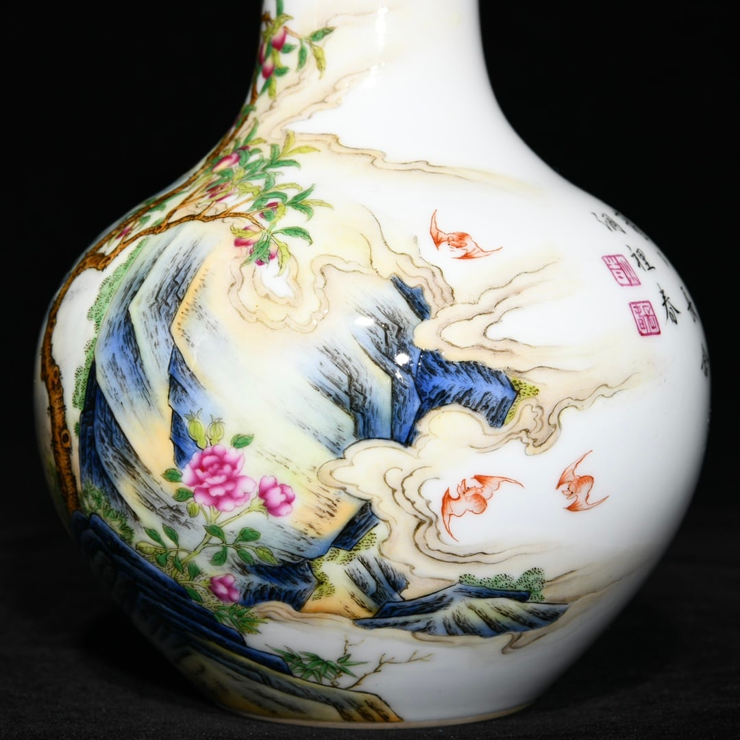 An Exquisite Enamel Landscape Pattern Vase - 7