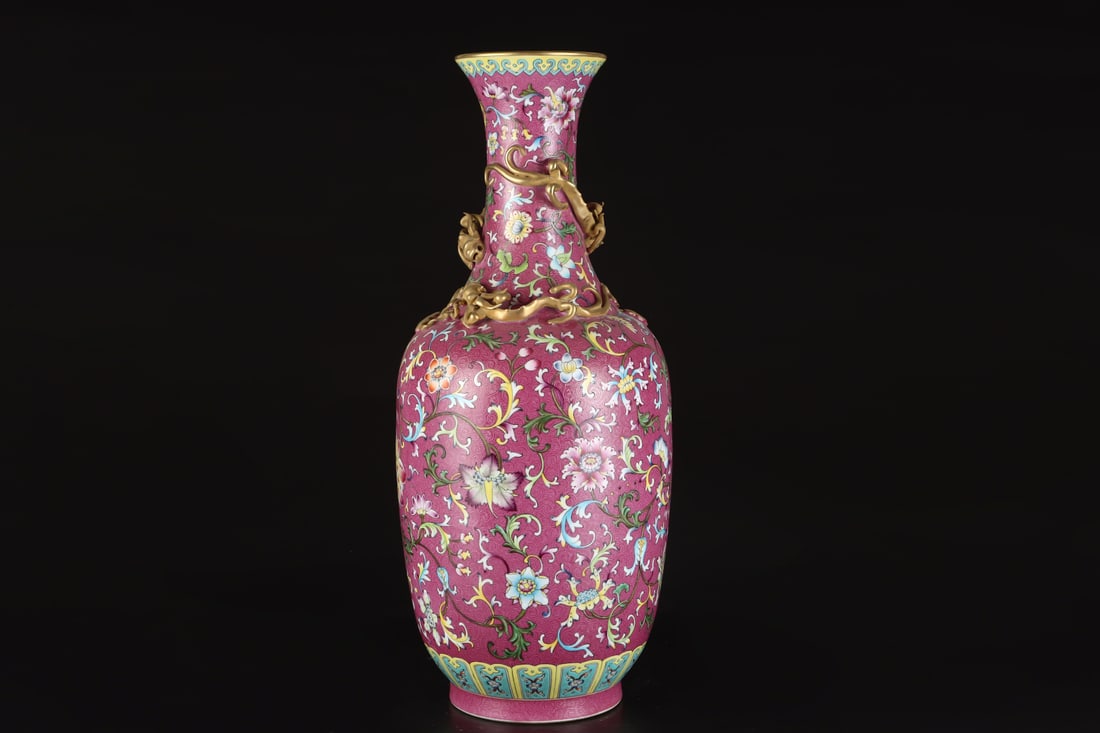 An Exquisite Ruby Red-Glazed Lotus Pattern Dragon Vase - 4
